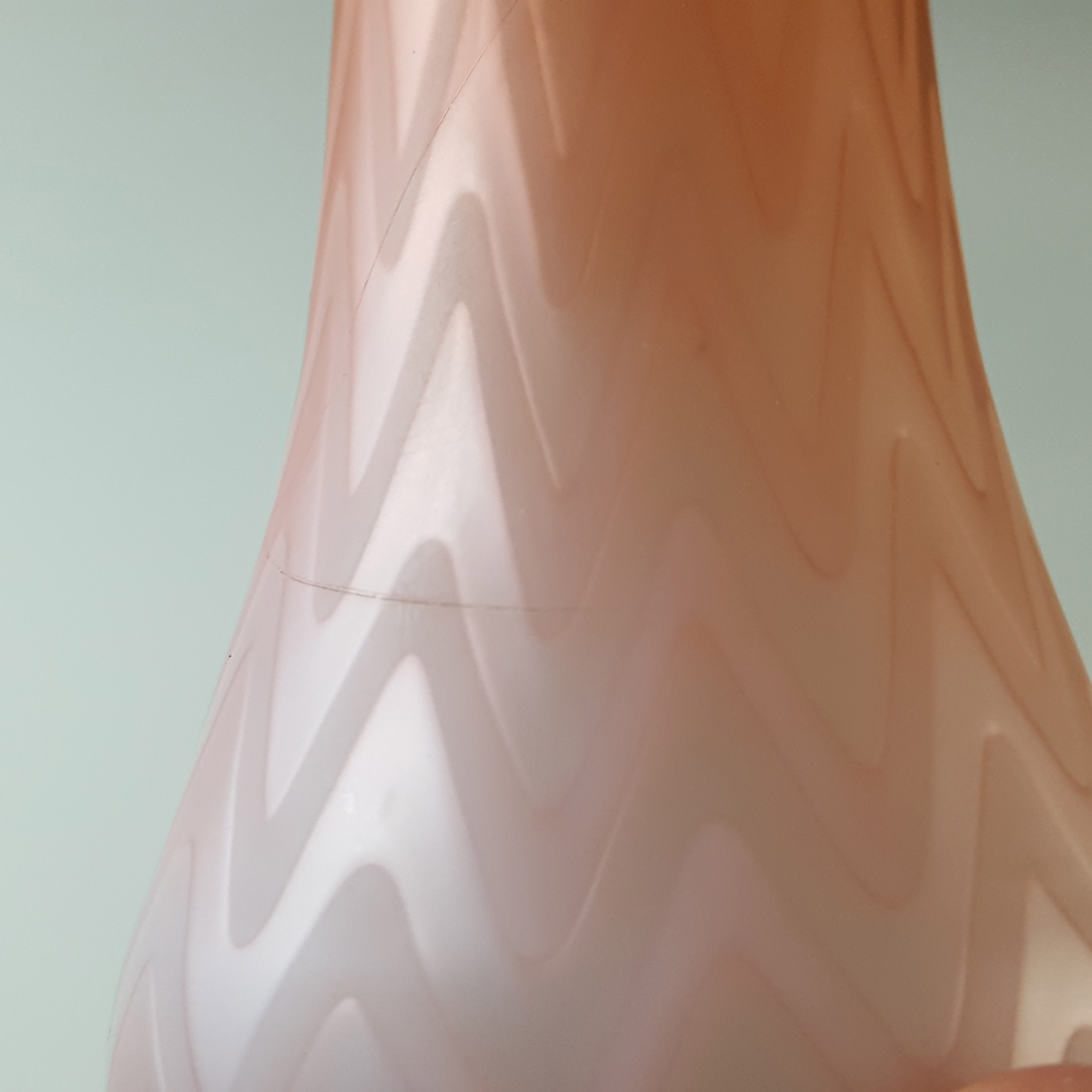(image for) Victorian Satin Air Trap Peach & White Glass Antique Vase - Click Image to Close