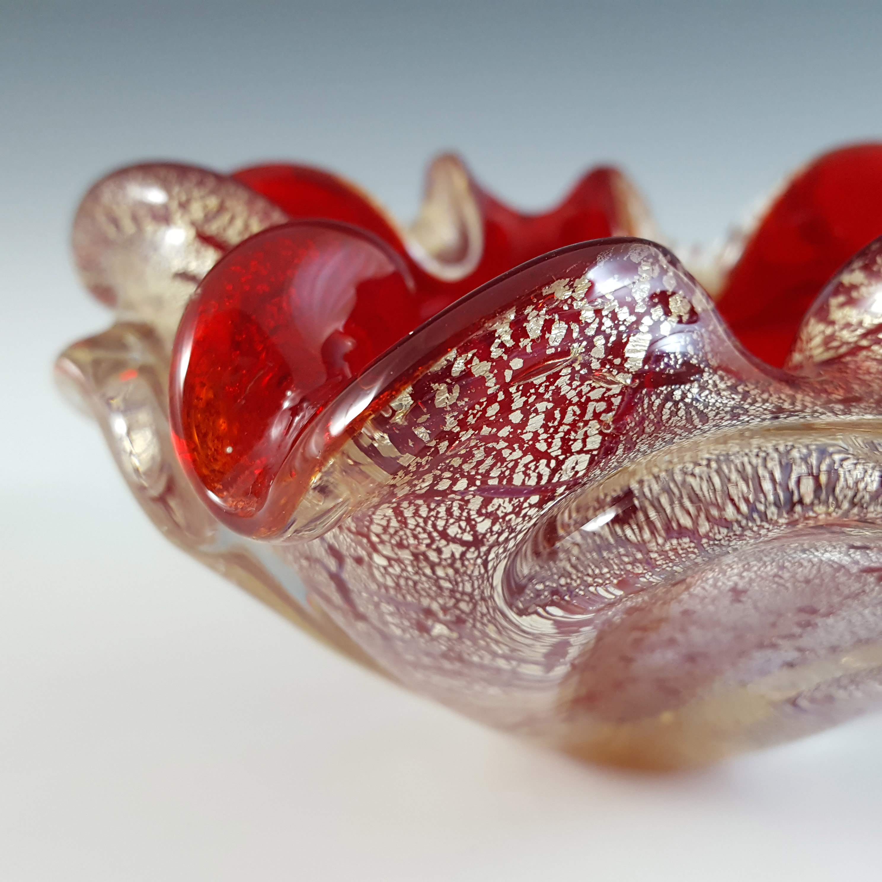 Murano Venetian Red Glass & Silver Leaf Bowl / Ashtray - Click Image to Close
