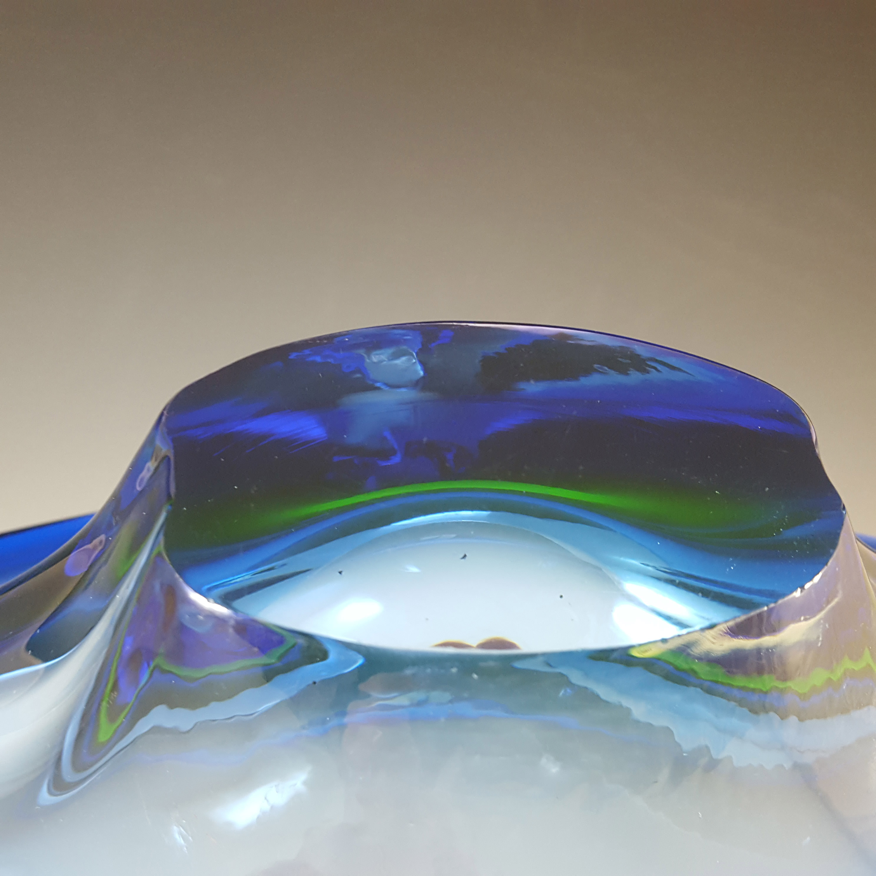 (image for) Murano Blue & Uranium Yellow Sommerso Glass Mid Century Bowl - Click Image to Close