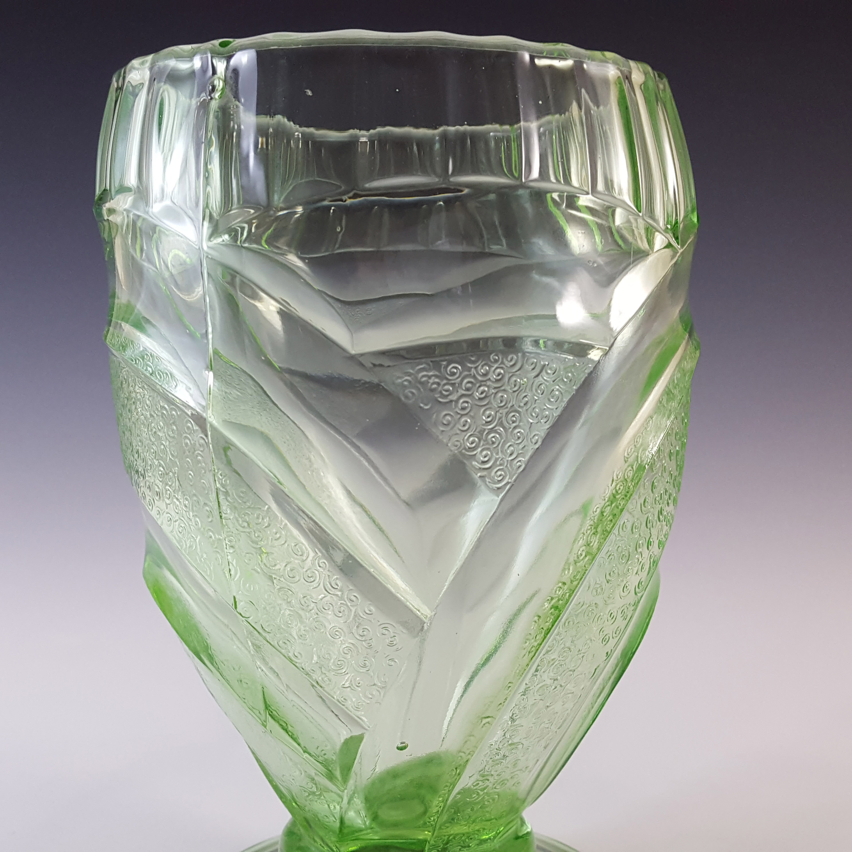 (image for) Sowerby #2616 Art Deco Vintage Green Glass Celery Vase - Click Image to Close