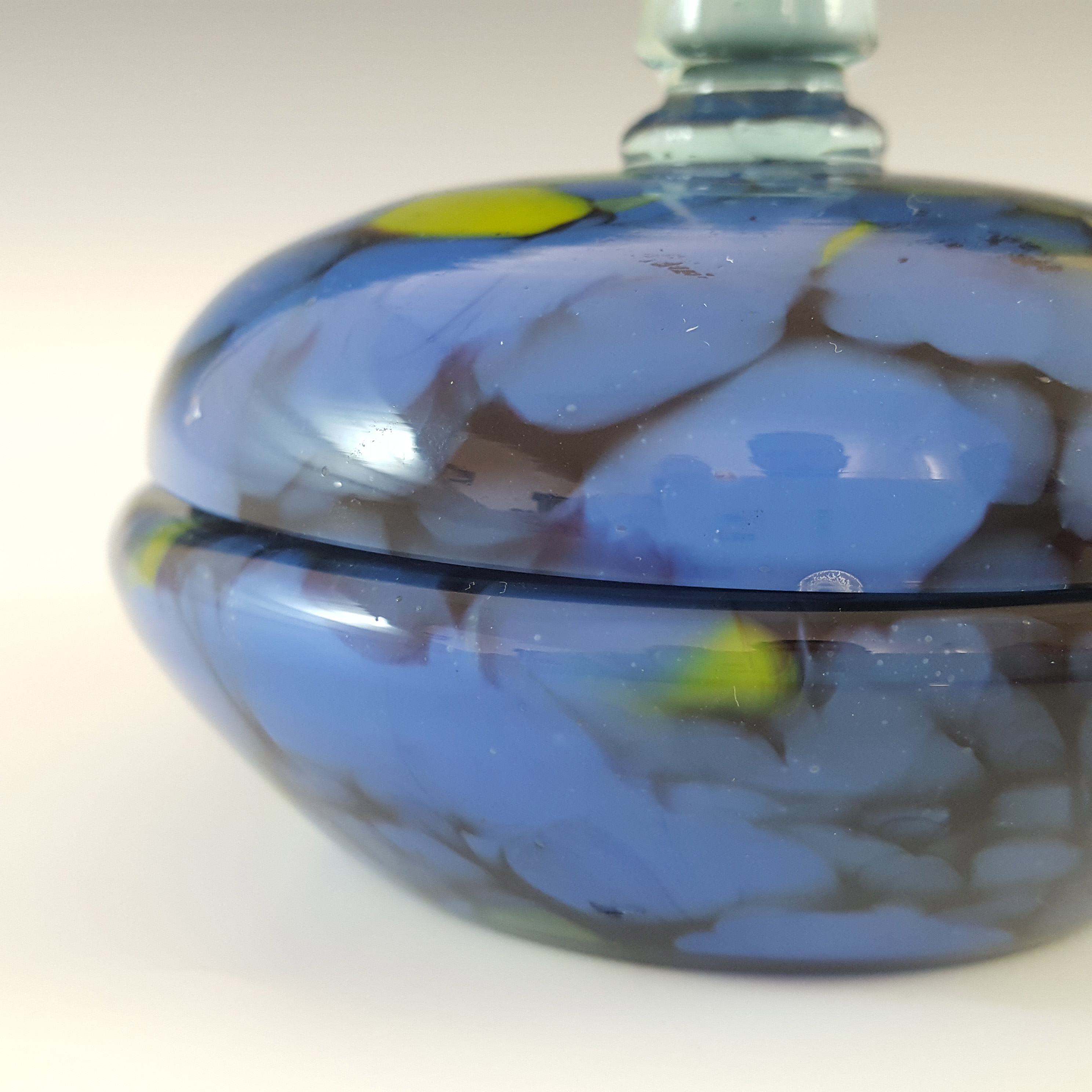 (image for) Czech Blue, Black & Yellow Spatter Glass Powder / Trinket Bowl - Click Image to Close