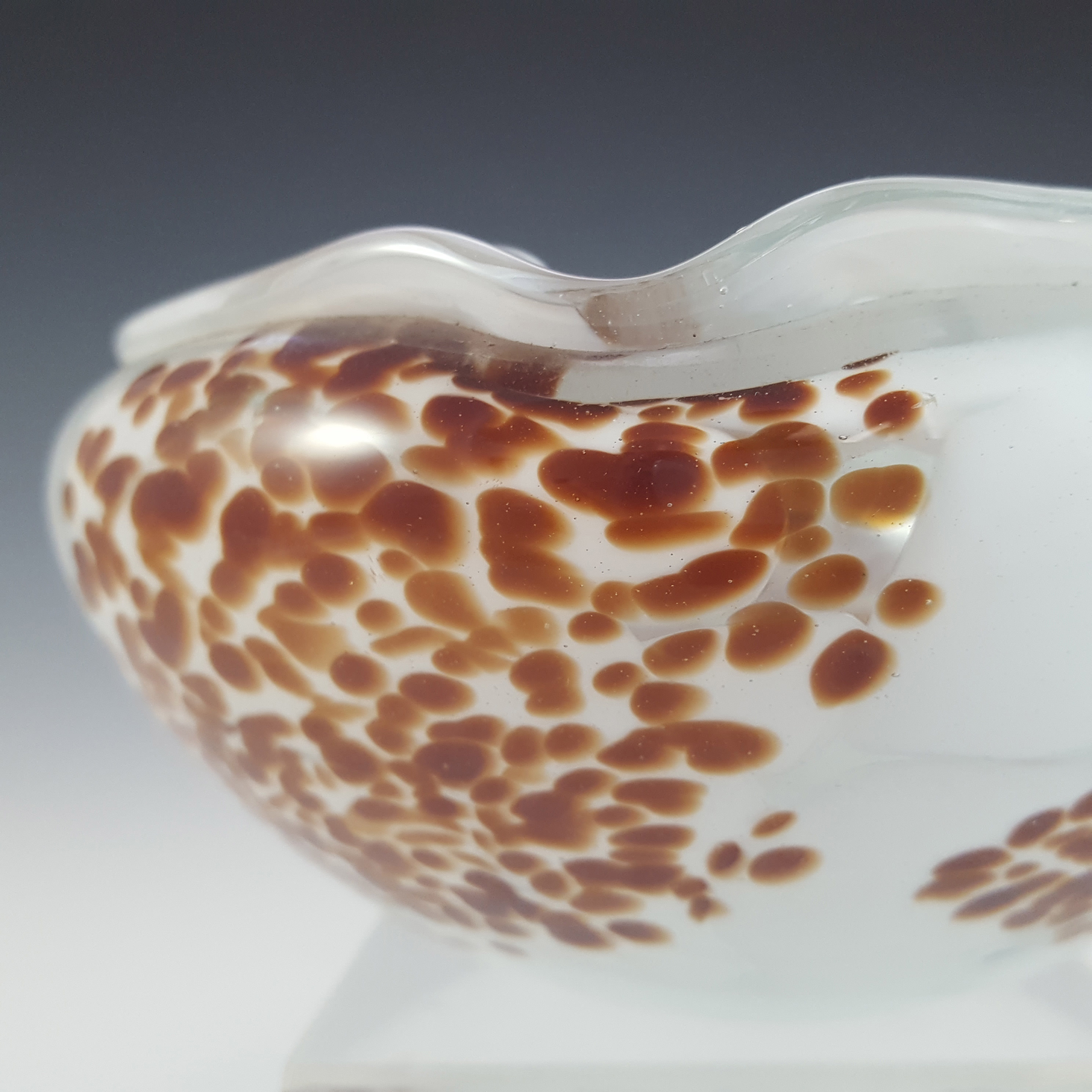 (image for) Mid Century Brown & White Speckled Glass Bowl / Ashtray - Click Image to Close