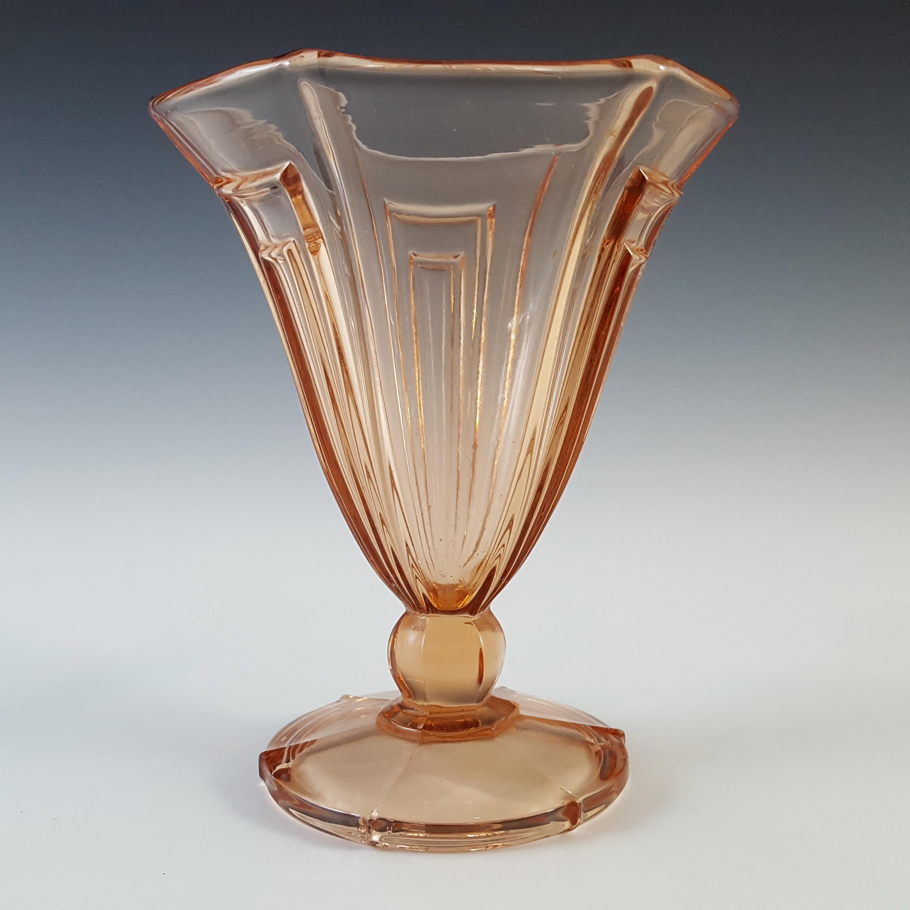 Czech Vintage Art Deco 1930's Pink Glass Vase - Click Image to Close