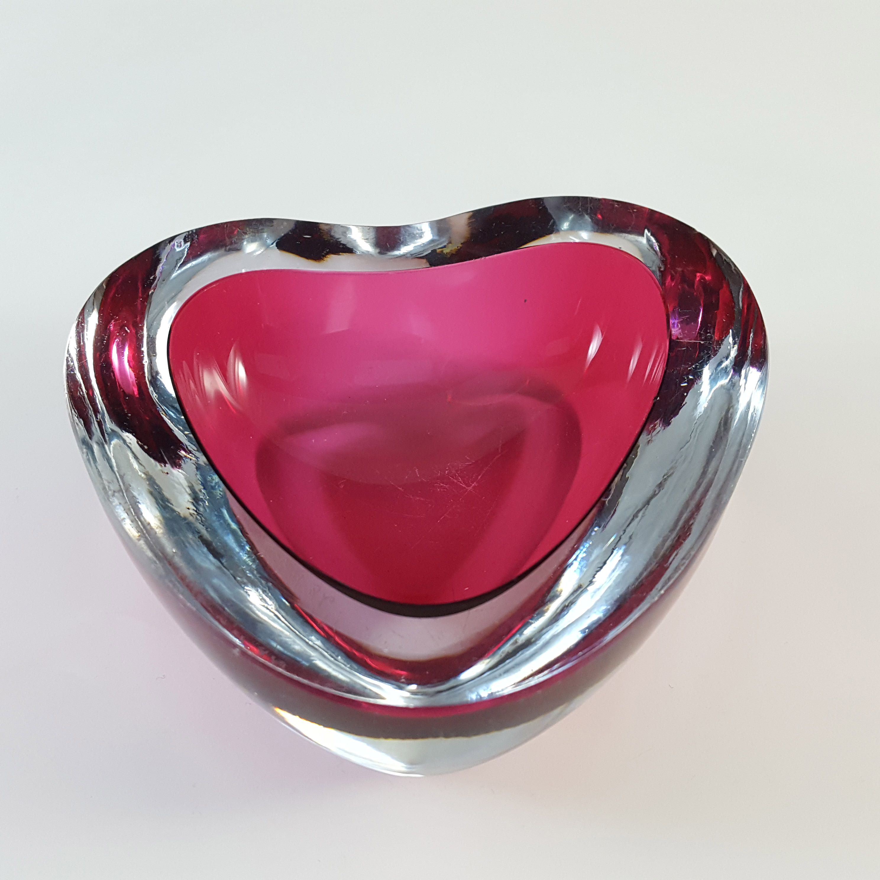 (image for) Strömbergshyttan #H32 Swedish Pink Cased Glass Ashtray Bowl - Signed - Click Image to Close