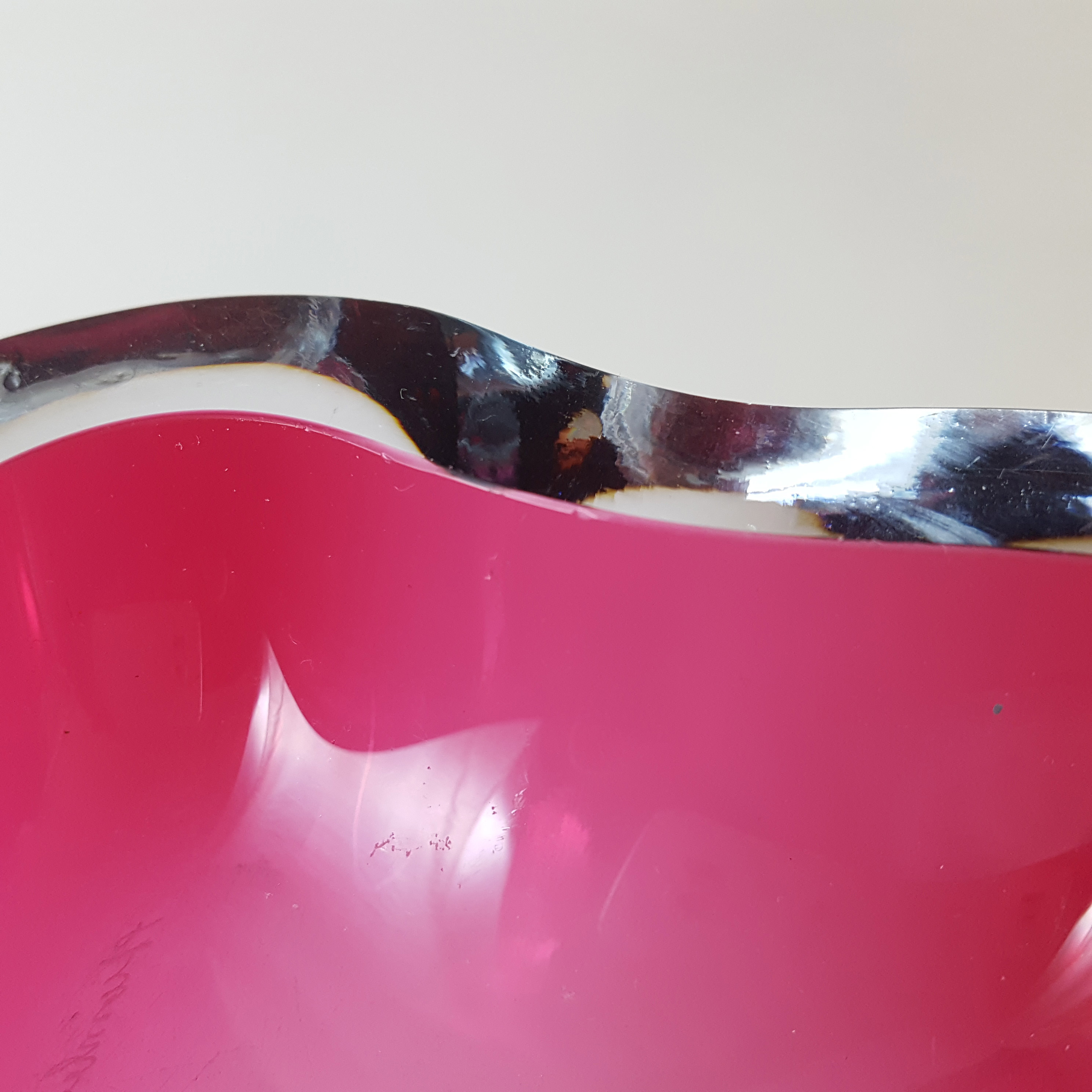(image for) Strömbergshyttan #H32 Swedish Pink Cased Glass Ashtray Bowl - Signed - Click Image to Close