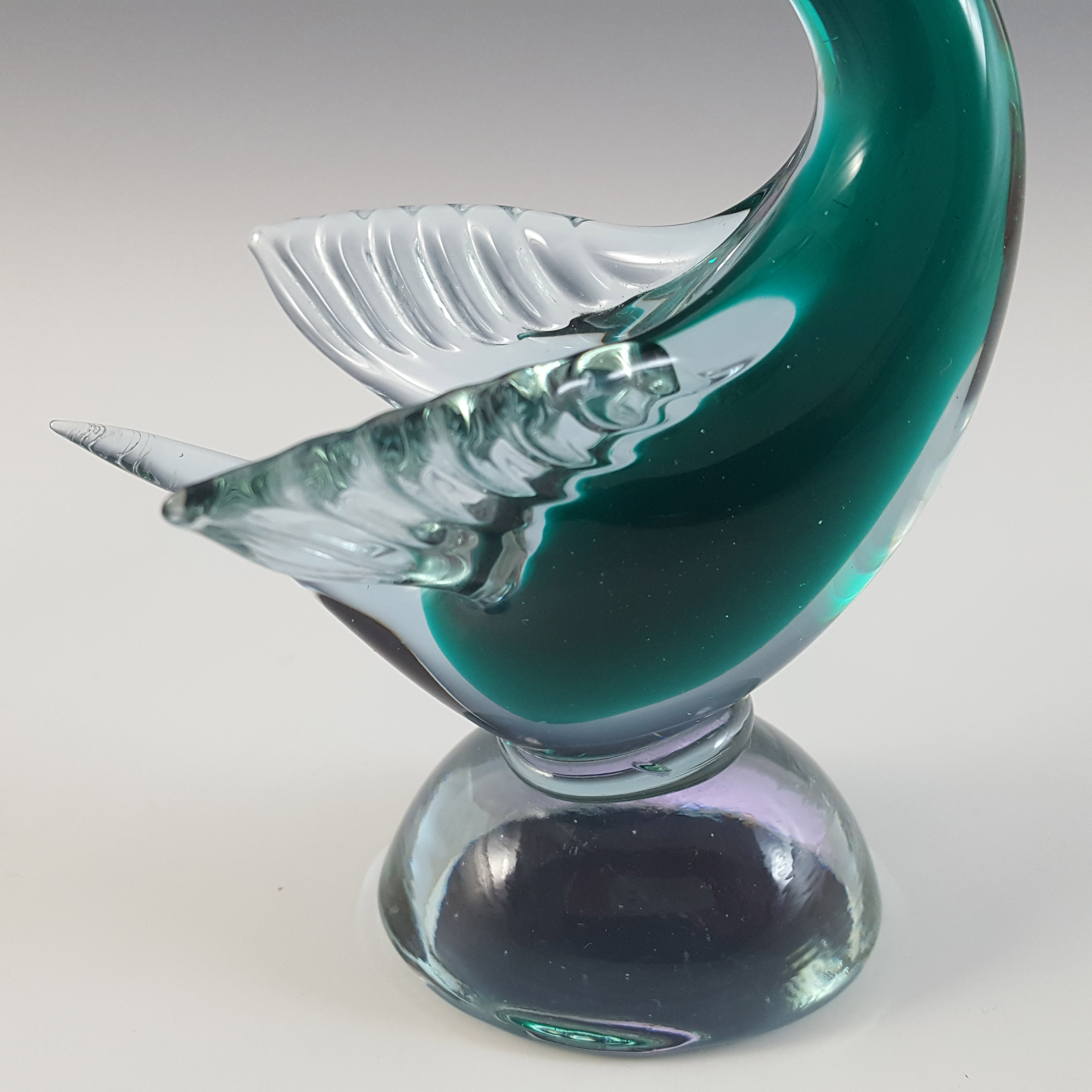Murano Green & Neodymium Lilac / Blue Sommerso Glass Swan - Click Image to Close