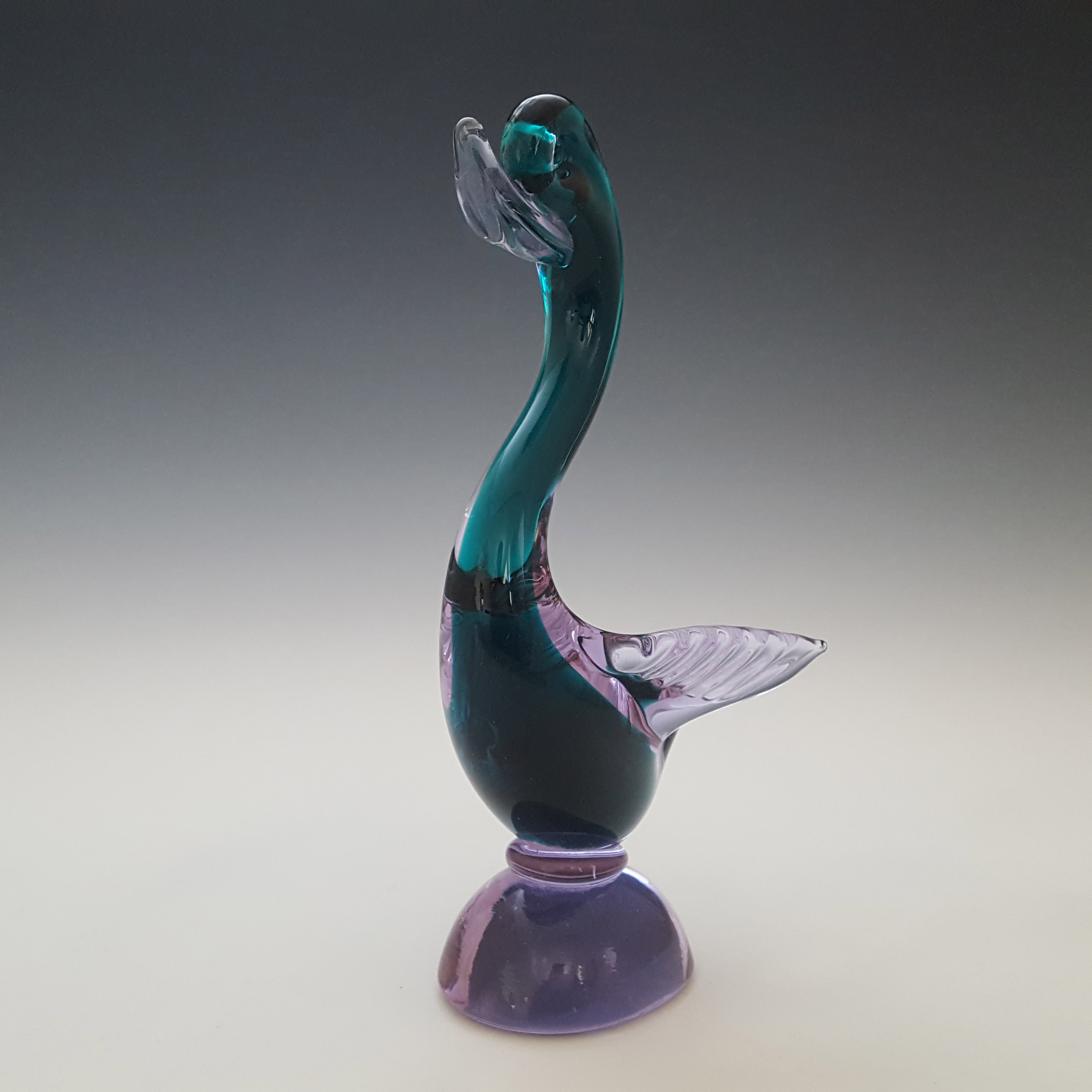 Murano Green & Neodymium Lilac / Blue Sommerso Glass Swan - Click Image to Close