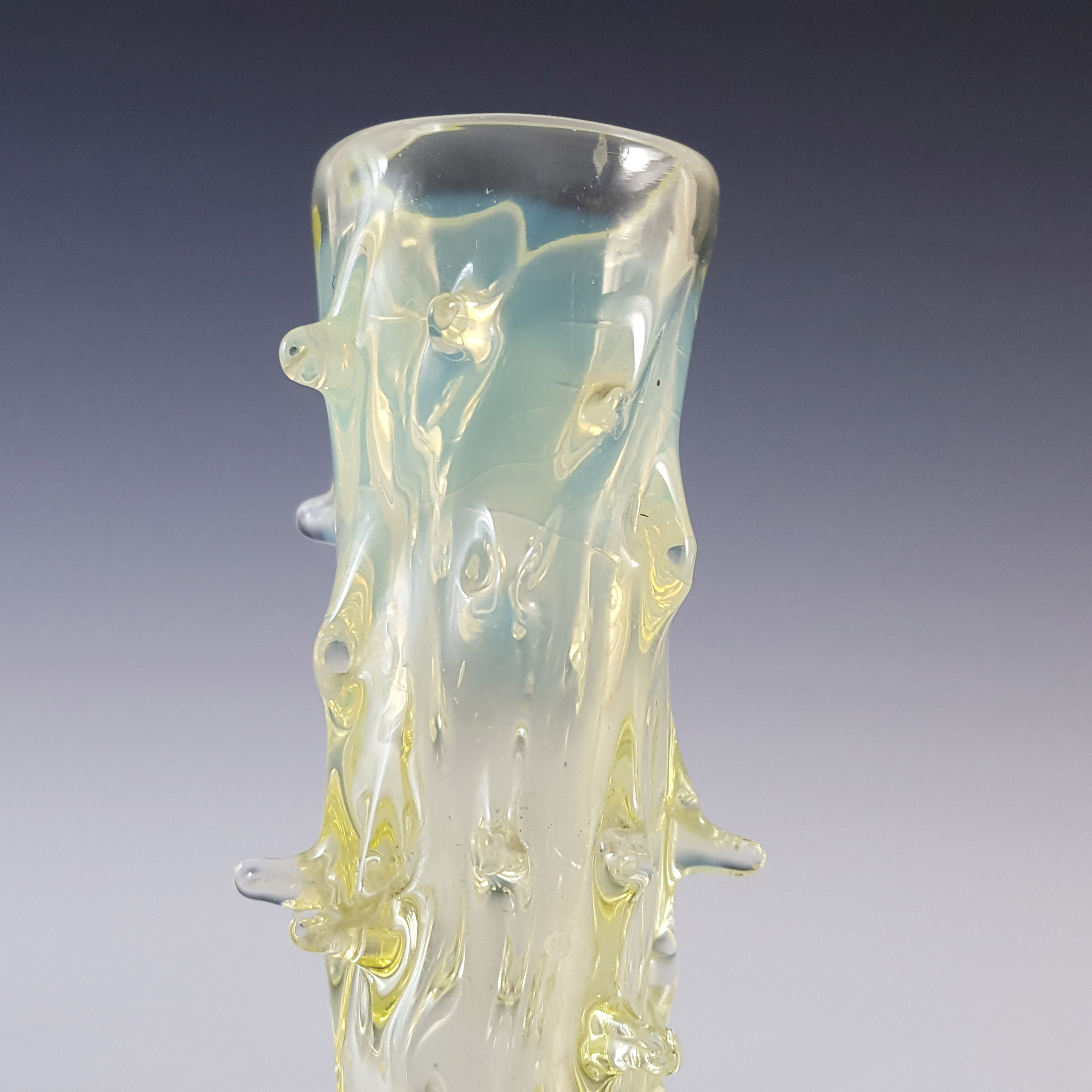 John Walsh Pair of Vaseline / Uranium Glass Thorn Vases - Click Image to Close