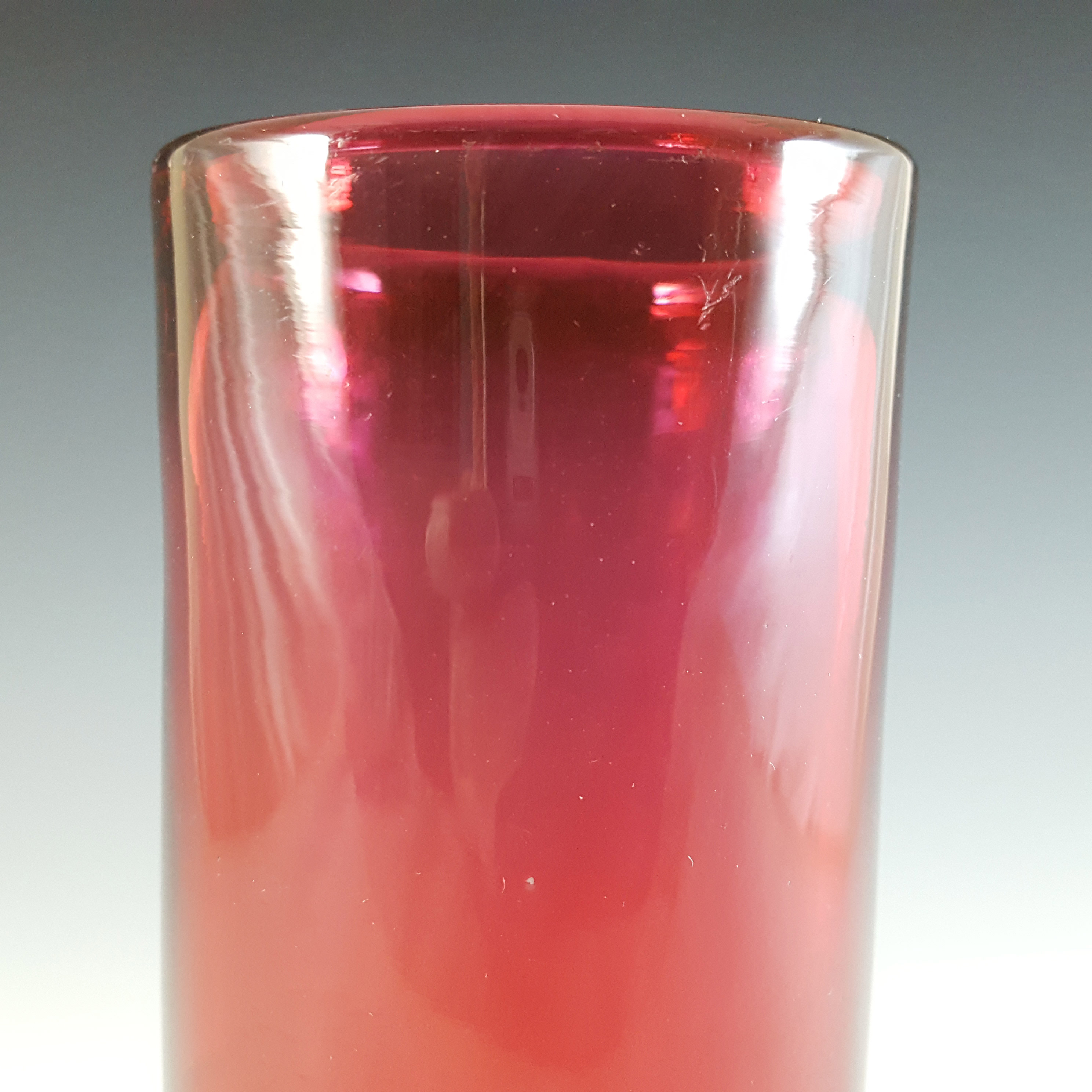 Wedgwood RSW20/1 Cranberry Glass Cylindrical Vase - Marked - Click Image to Close