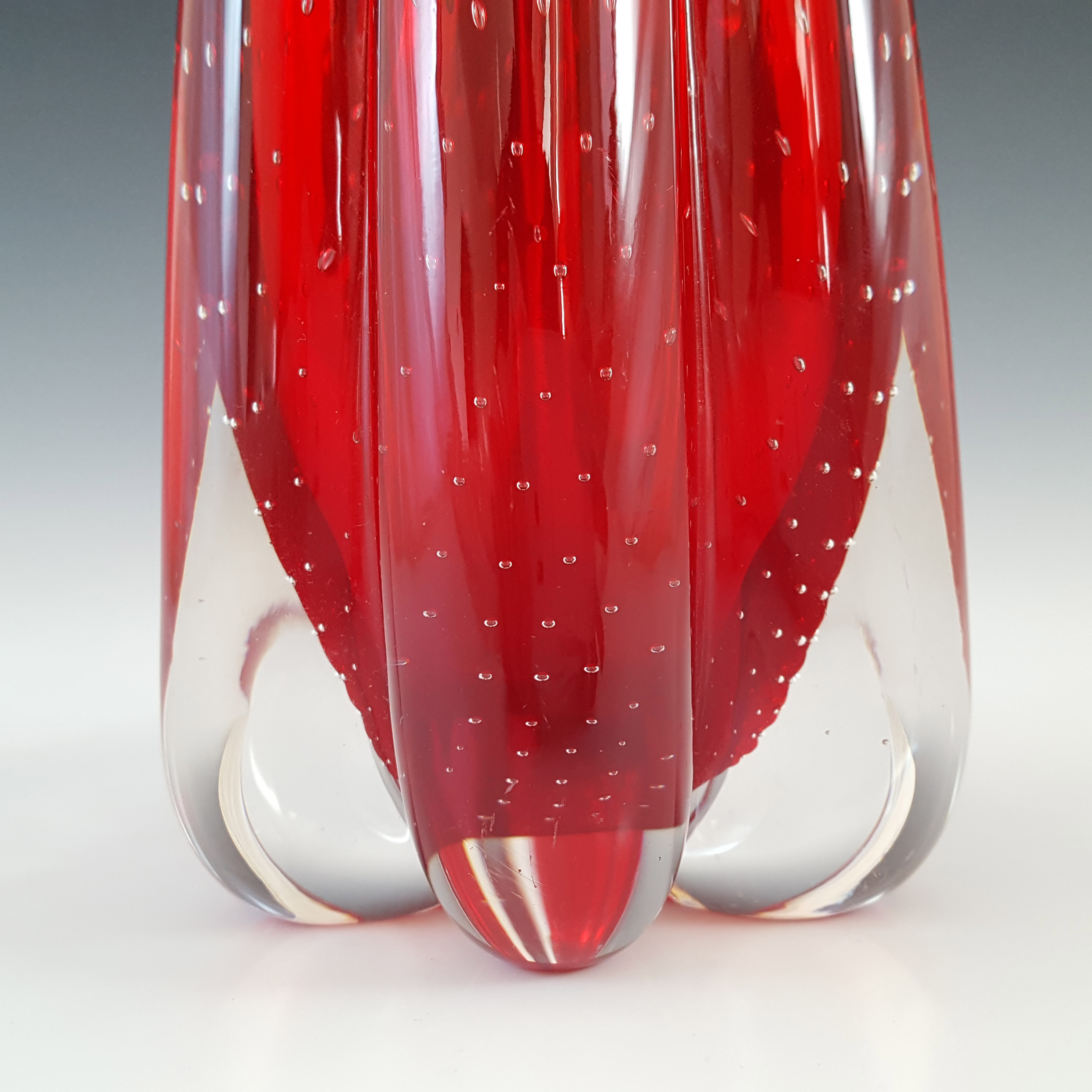 (image for) Whitefriars #9772 Ruby Red Glass Controlled Bubble Lobed Vase - Click Image to Close