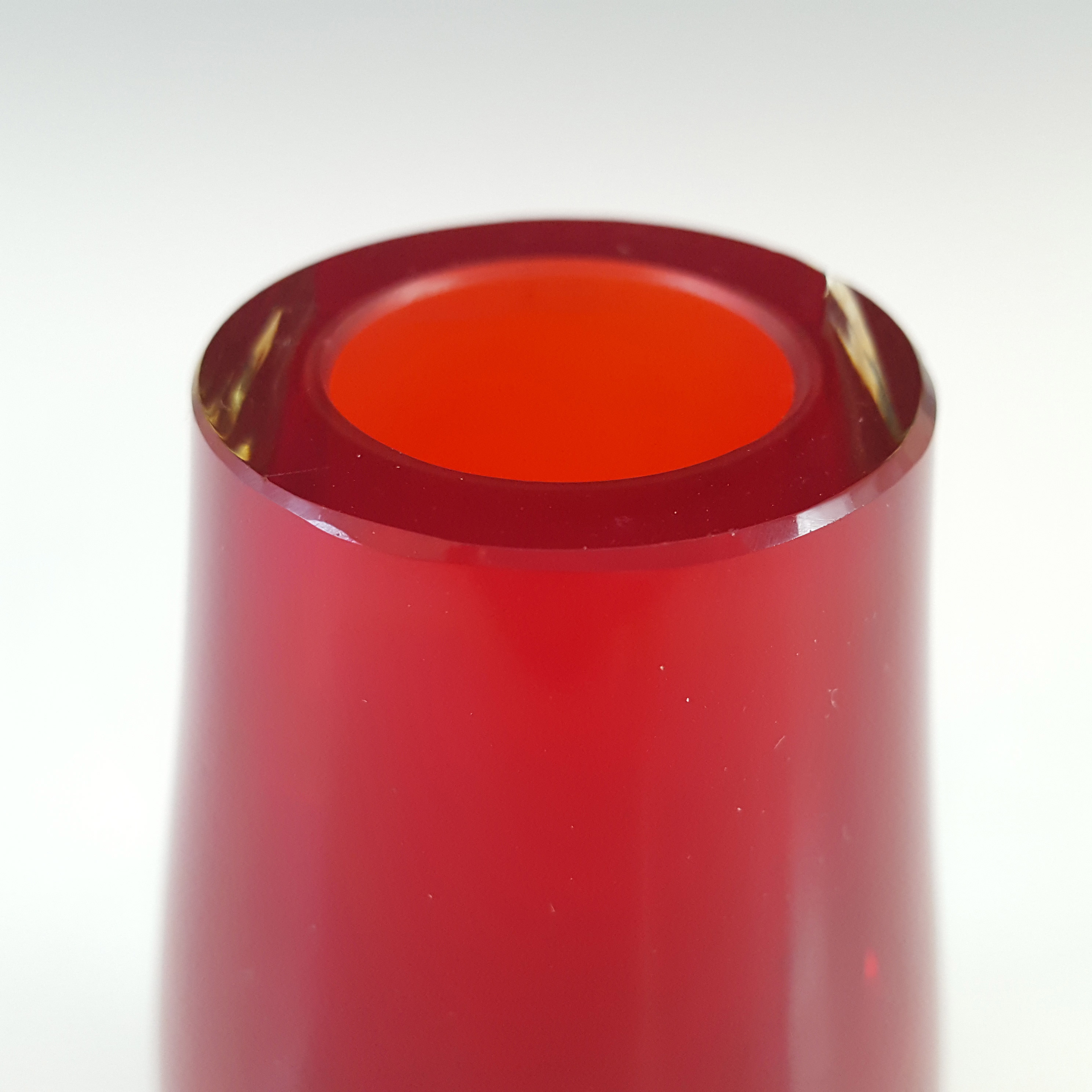 Whitefriars #9497 Baxter Ruby Red Glass Bud Vase - Click Image to Close