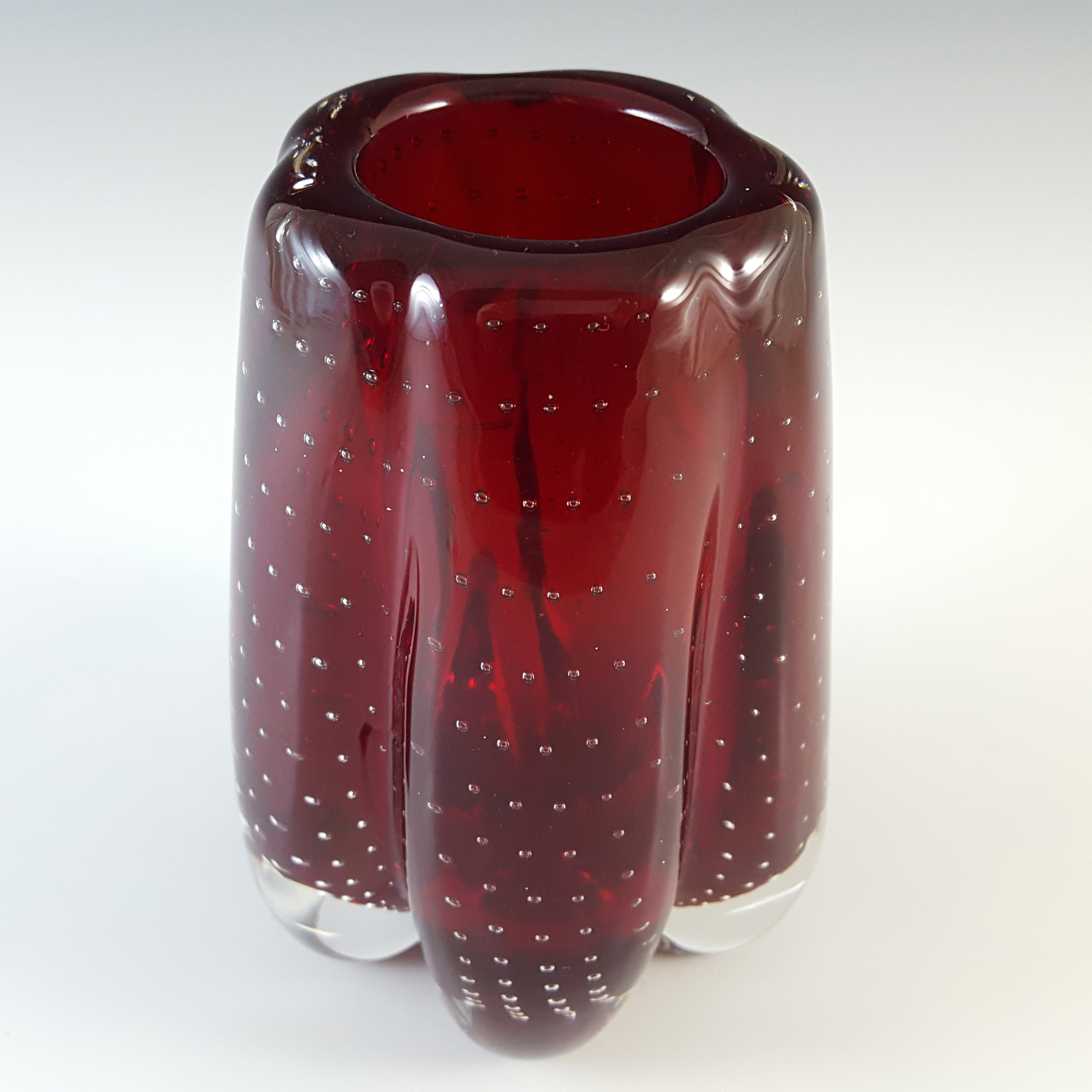 (image for) Whitefriars #9775 Ruby Red Glass Controlled Bubble Lobed Vase - Click Image to Close