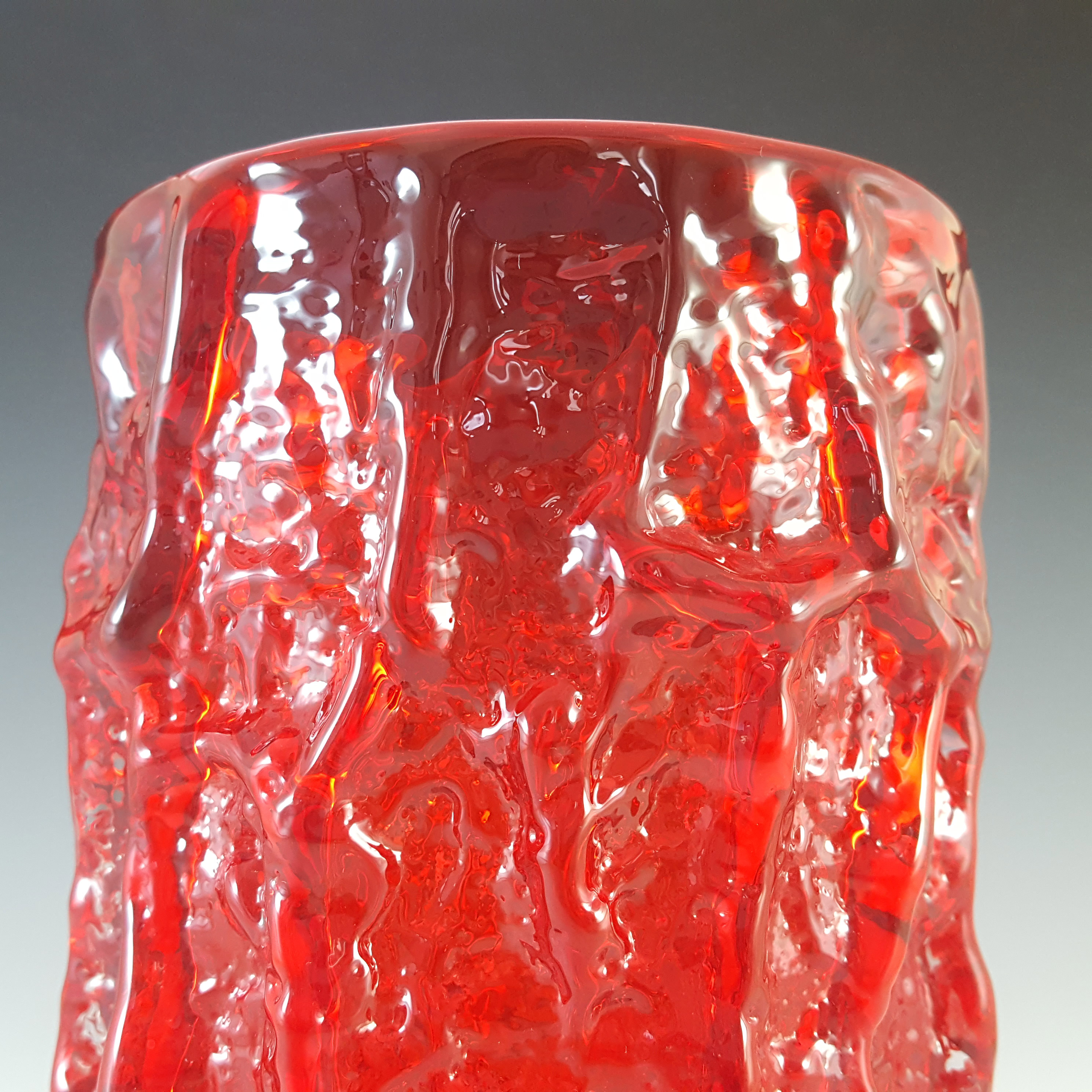 Whitefriars #9691 Baxter Ruby Red Glass 9" Textured Bark Vase - Click Image to Close