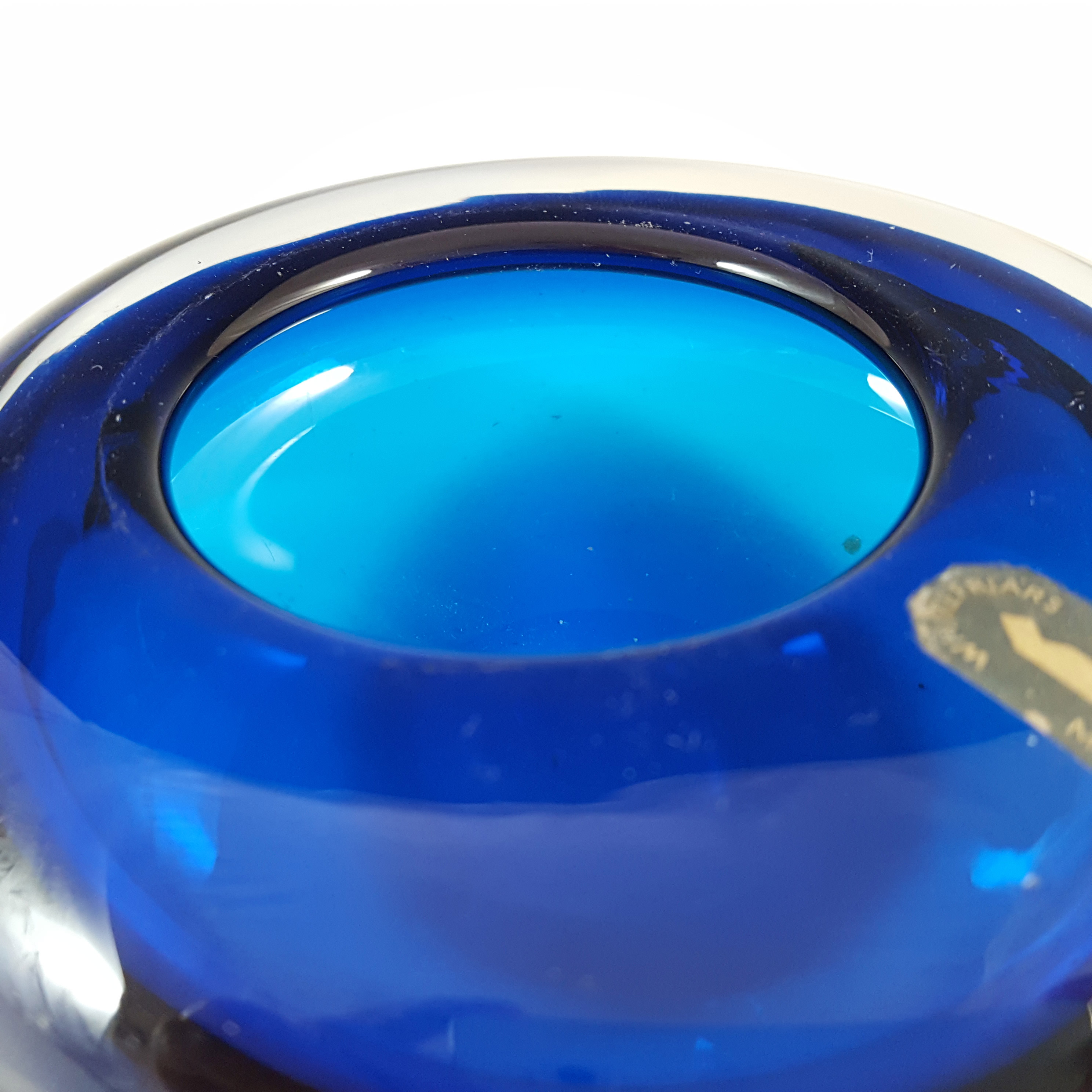 (image for) Whitefriars #9645 Blue Glass Vintage Bowl / Ashtray - Labelled - Click Image to Close