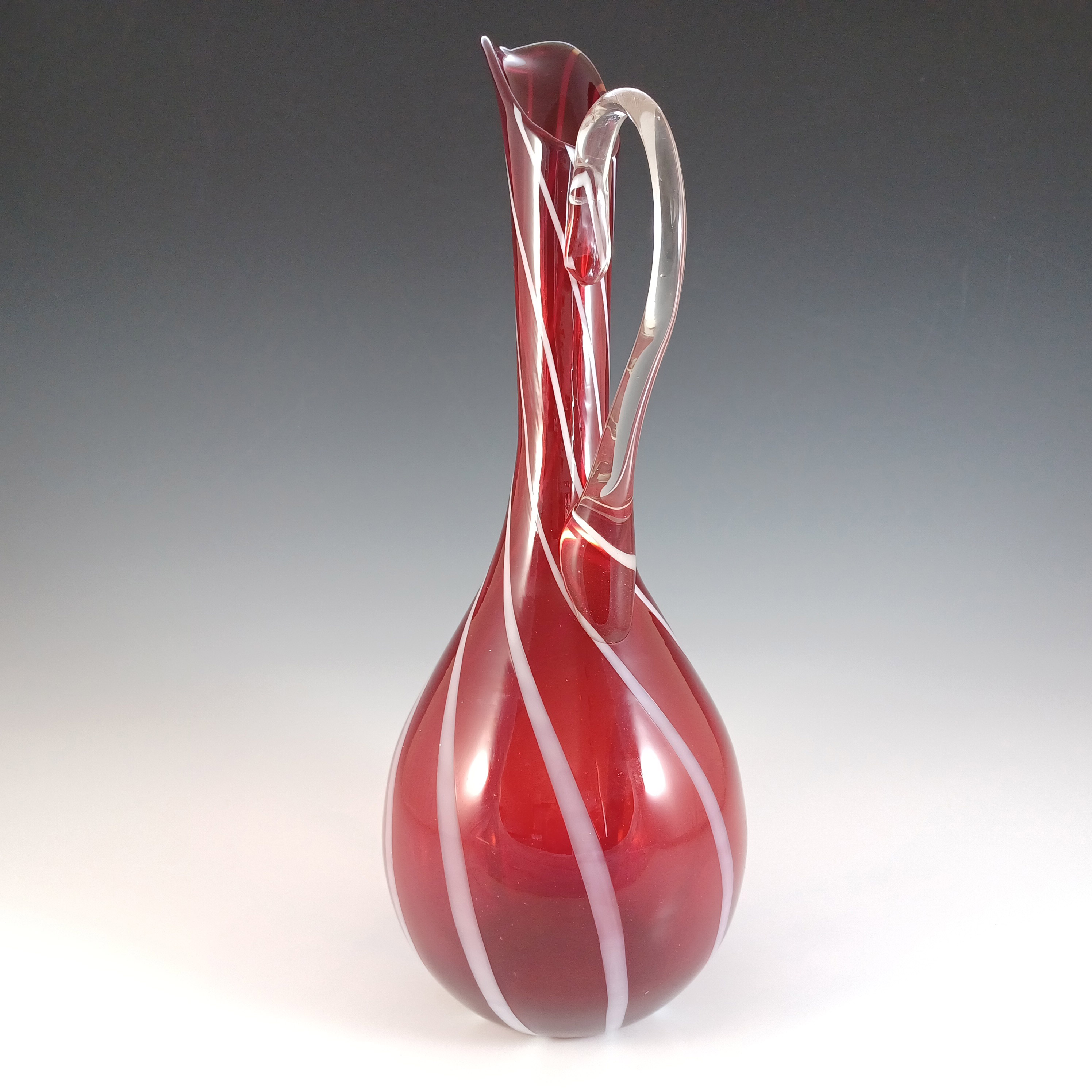 (image for) Cristalleria Artistica Toscana / Alrose Empoli Red & White Glass Jug Vase - Click Image to Close