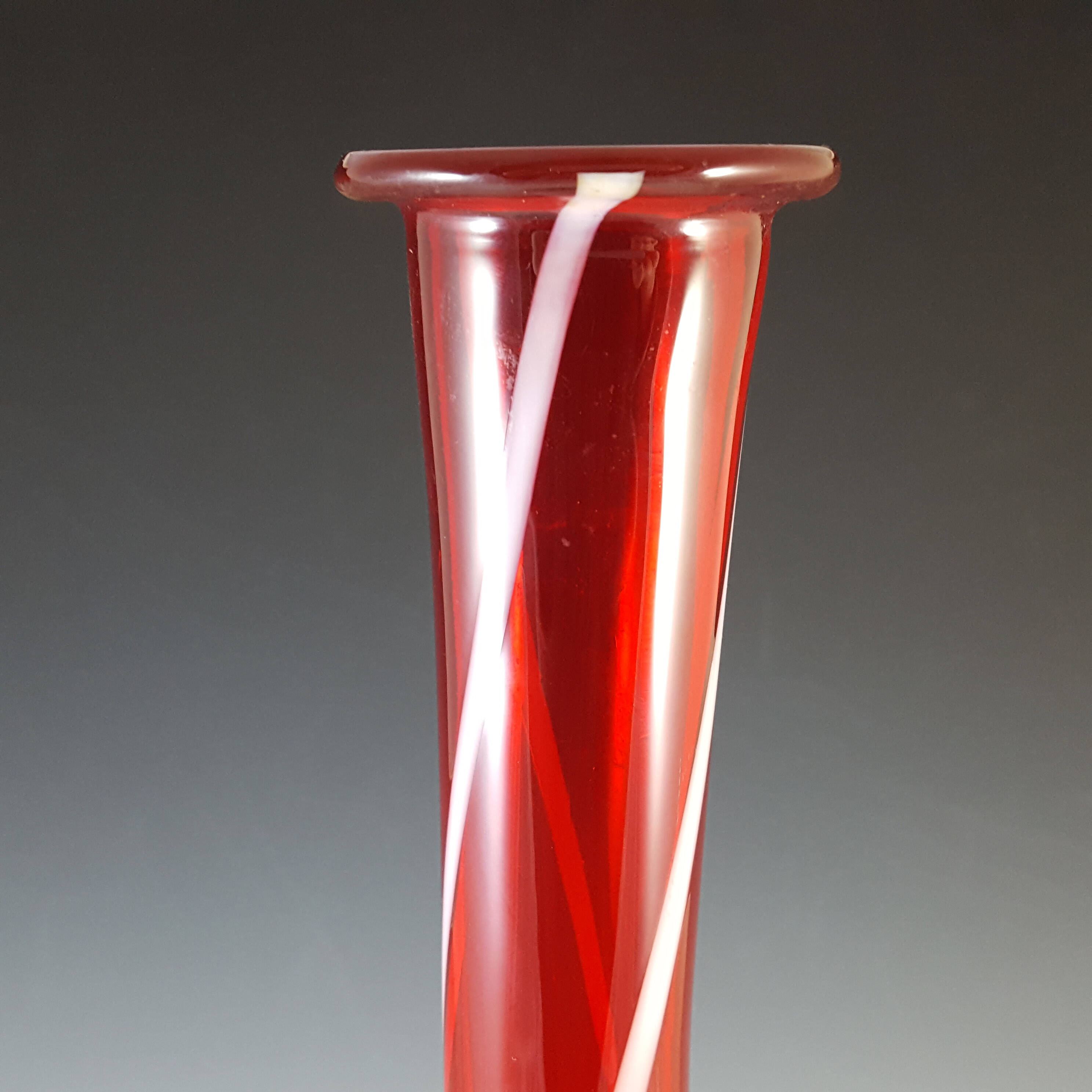 (image for) Cristalleria Artistica Toscana / Alrose Italian Red & White Glass Bottle - Click Image to Close