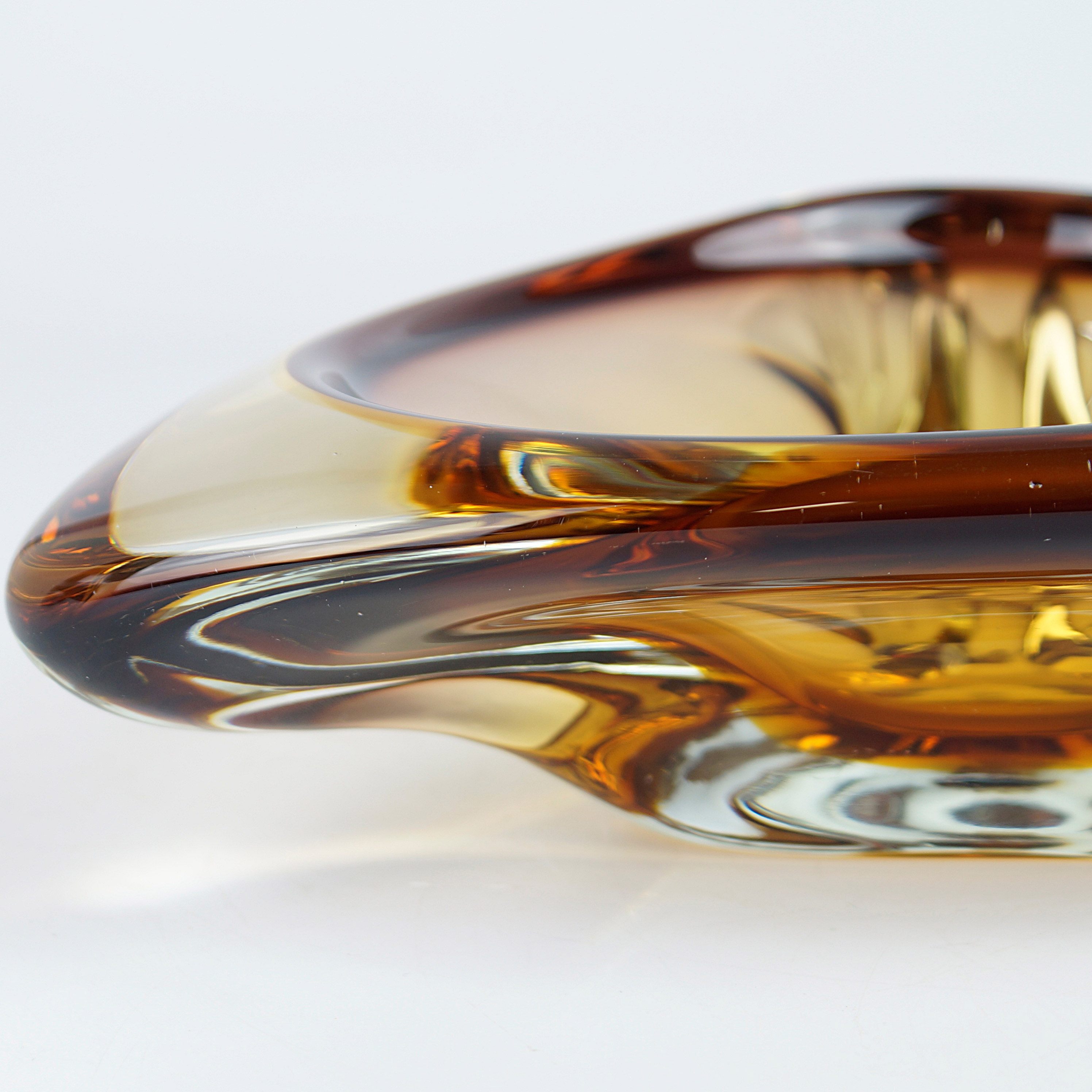 Arte Nuova Murano Brown & Amber Sommerso Glass Bowl - Labelled - Click Image to Close