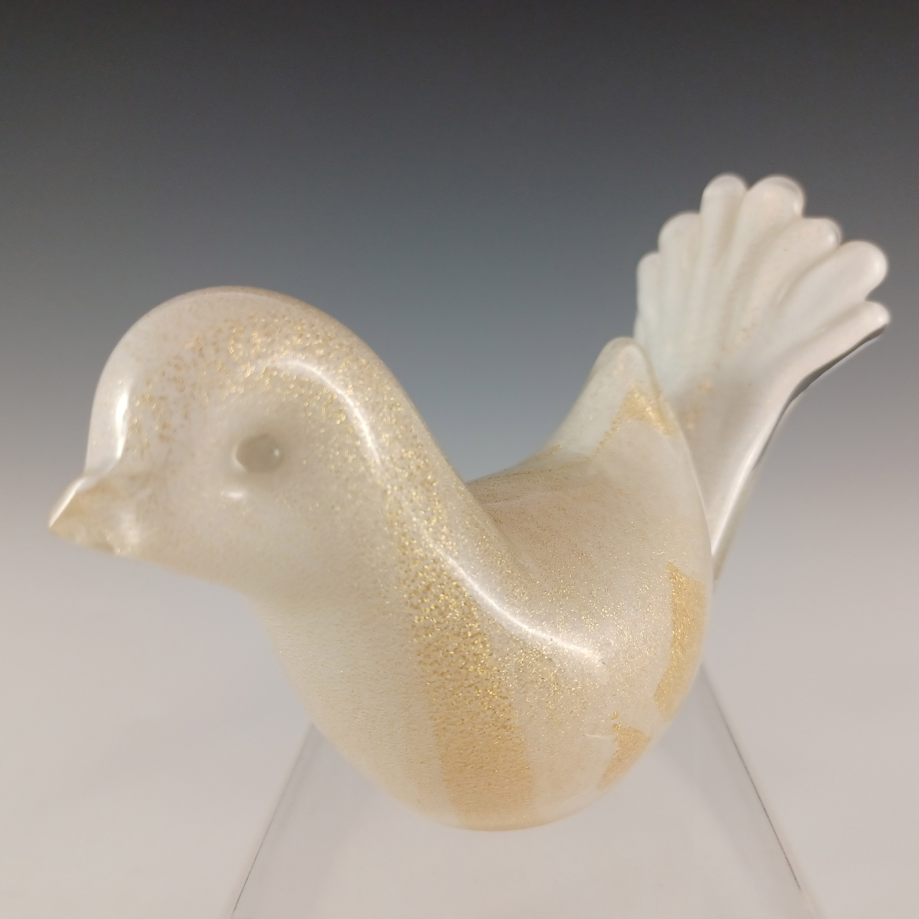 (image for) Salviati Murano White Glass & Gold Leaf Dove / Bird Sculpture - Click Image to Close