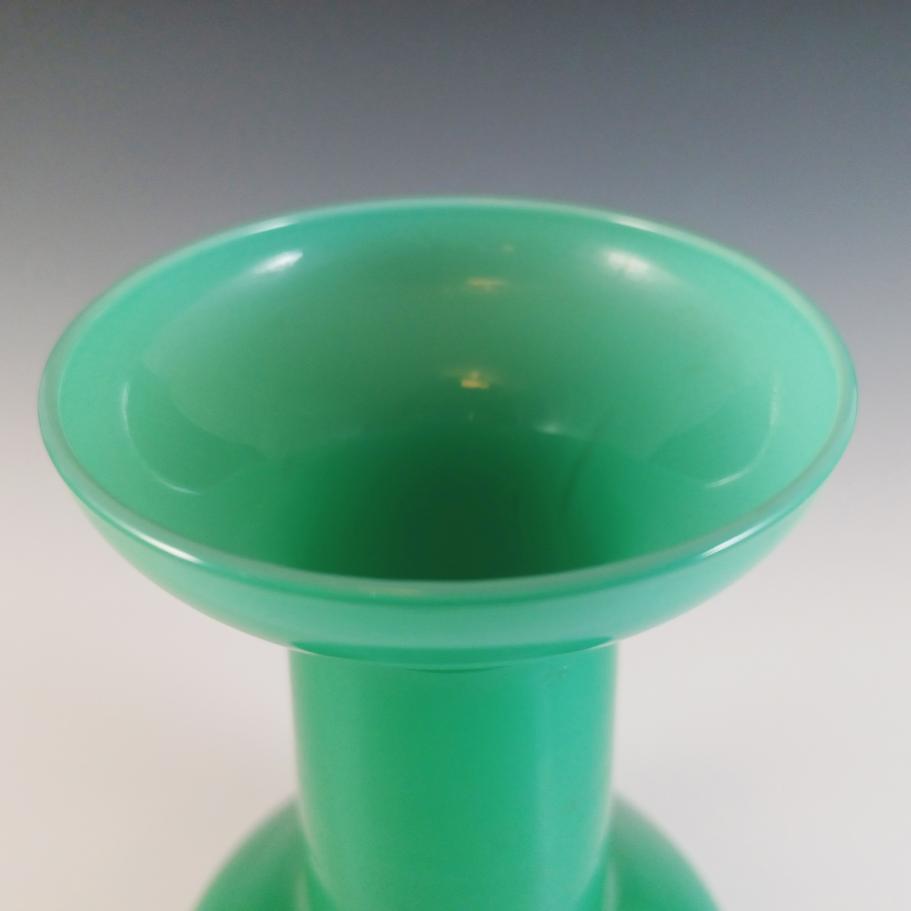 (image for) Empoli Italian Scandinavian Style Green Cased Glass Vase - Click Image to Close