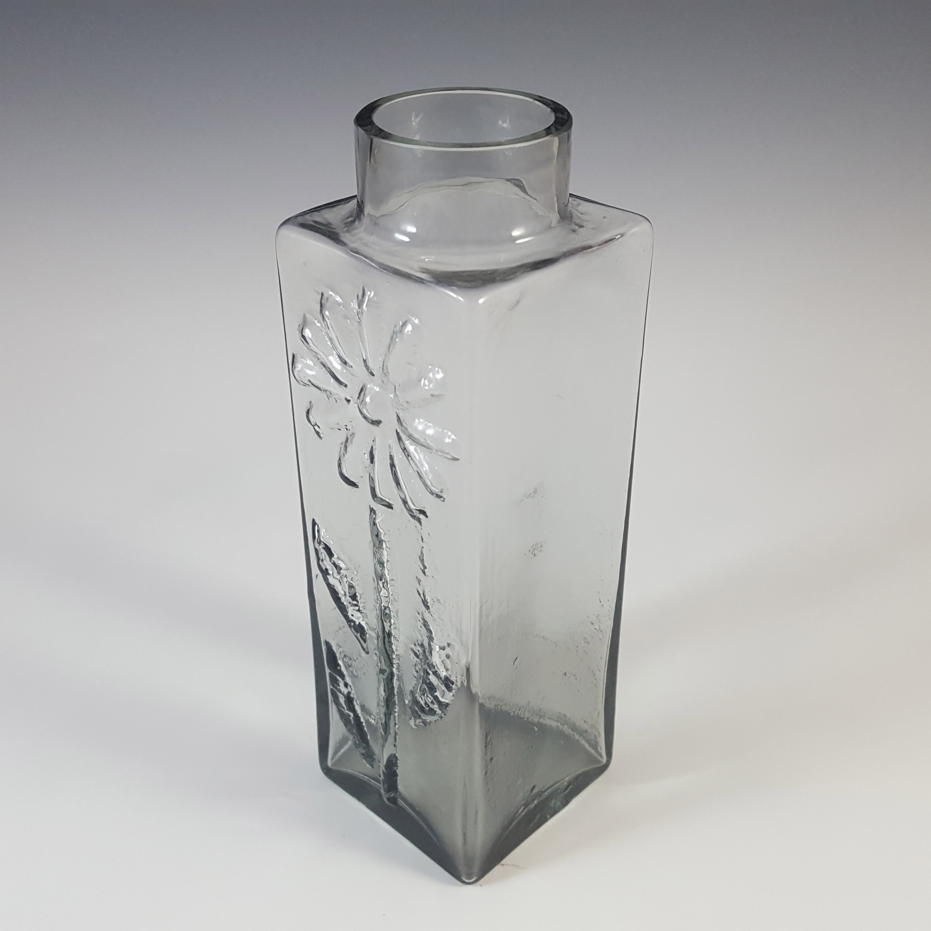 (image for) Dartington #FT59 Midnight Grey Glass Frank Thrower 'Daisy' Vase - Click Image to Close