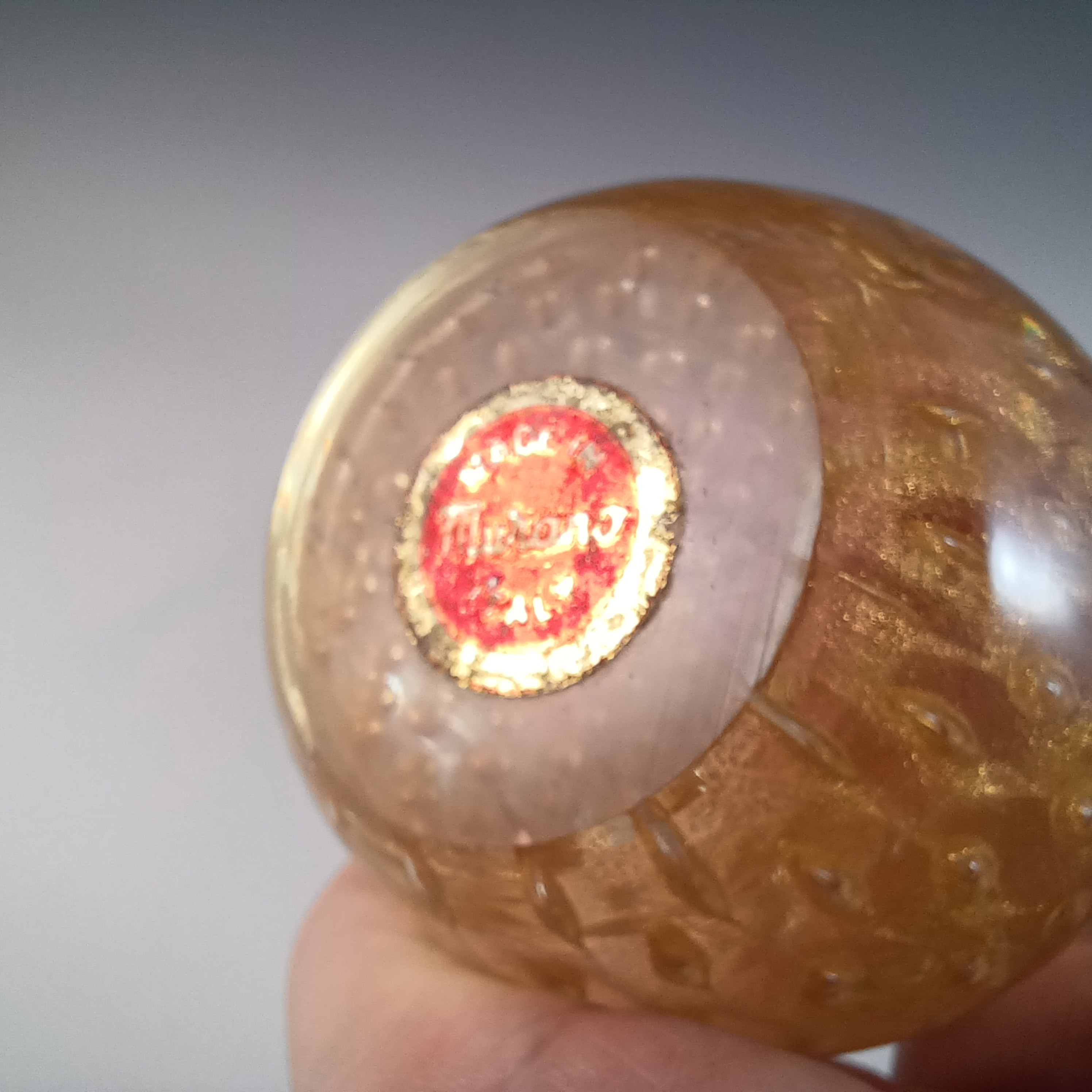 Vetreria 3 Fiori Murano Bubble Gold Leaf Glass Egg Paperweight - Click Image to Close