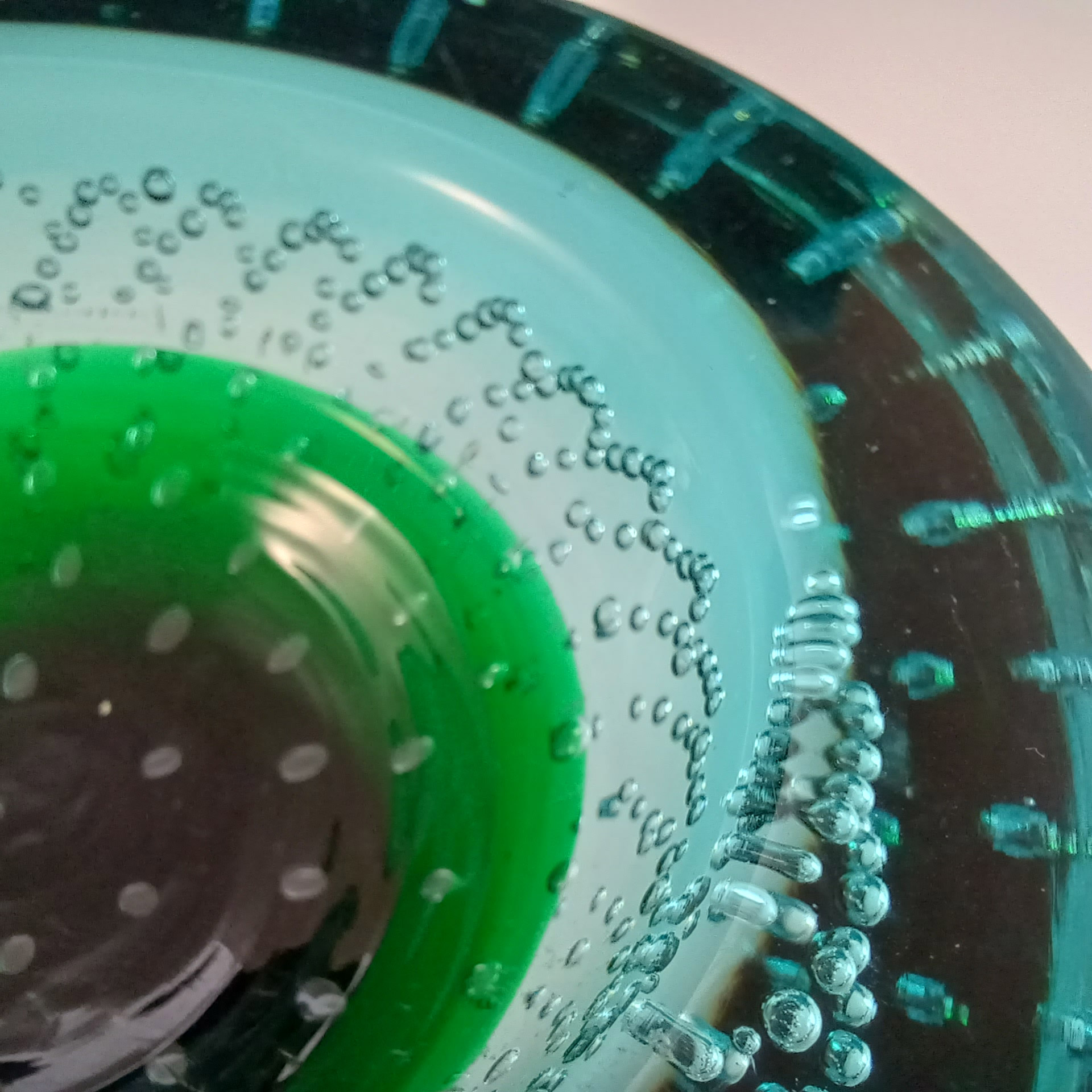 (image for) Galliano Ferro Murano Green & Blue Glass Bullicante Bowl - Click Image to Close