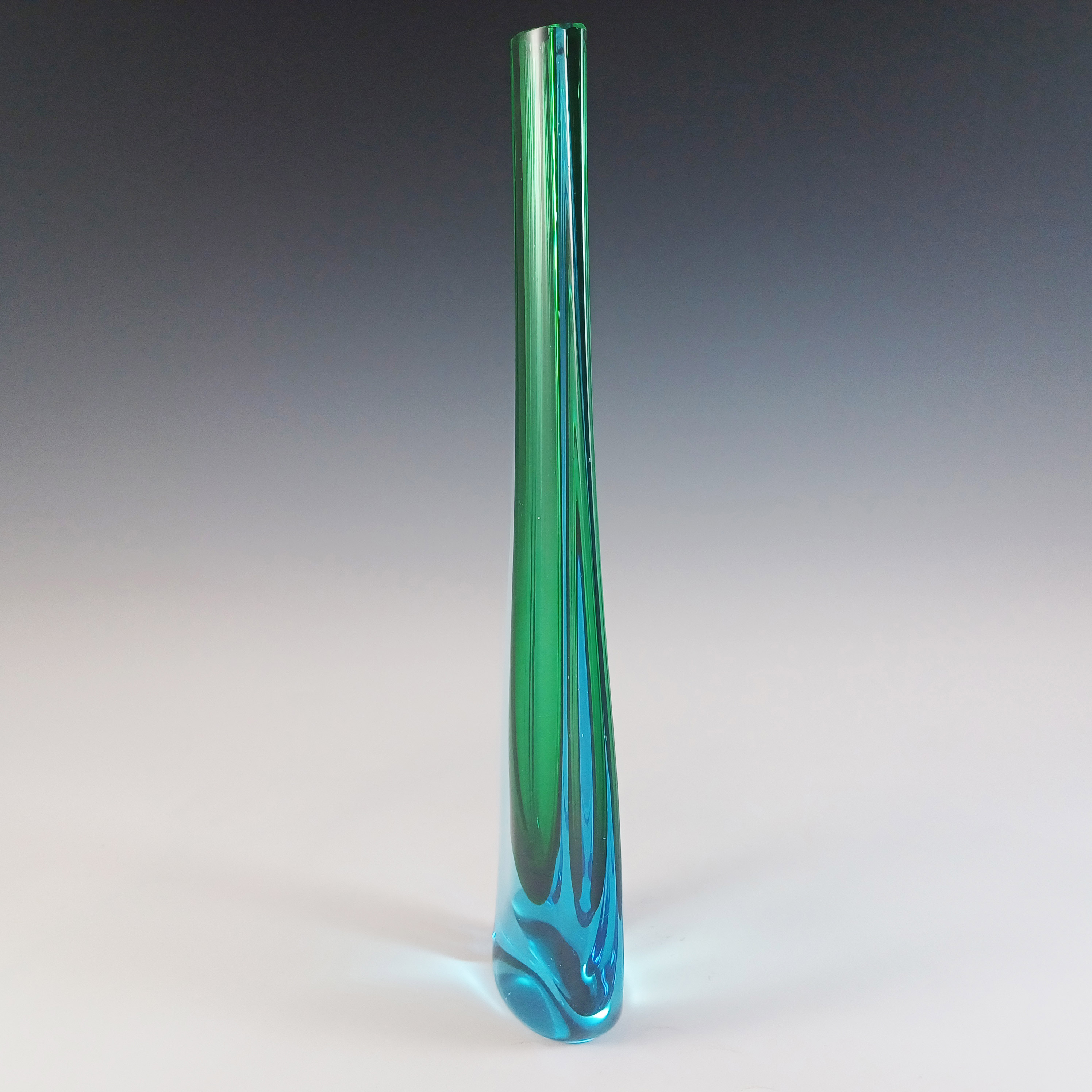 (image for) Galliano Ferro Murano Blue & Green Sommerso Glass Stem Vase - Click Image to Close
