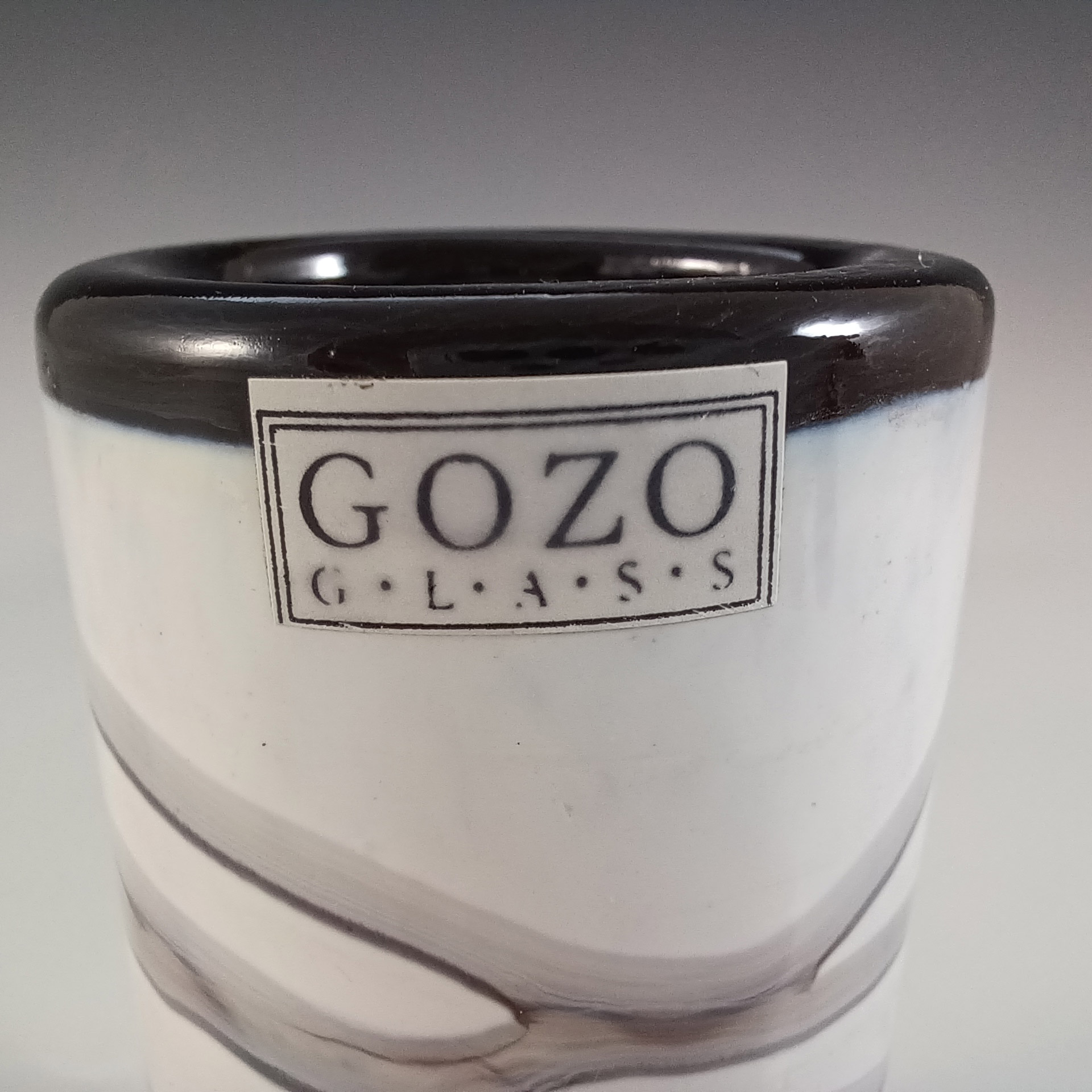 (image for) SIGNED & LABELLED Gozo Maltese Black & White Glass 'Noir' Vase - Click Image to Close