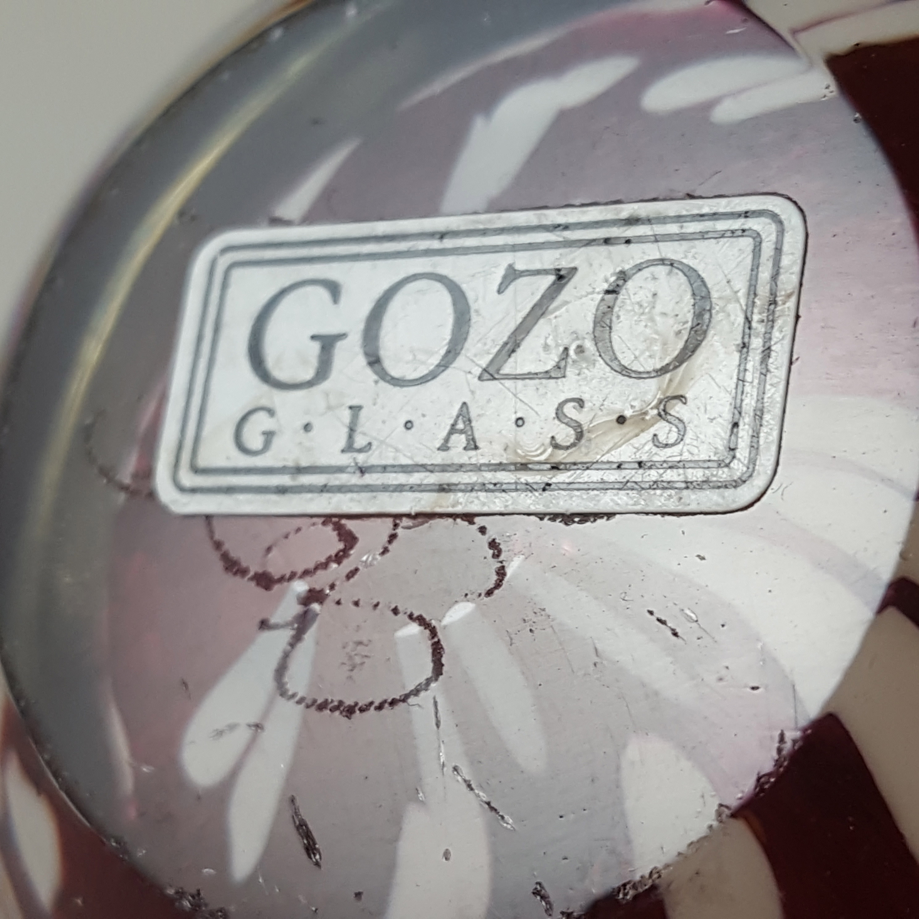 (image for) SIGNED Gozo Maltese Pink & White Speckled Glass Paperweight - Click Image to Close
