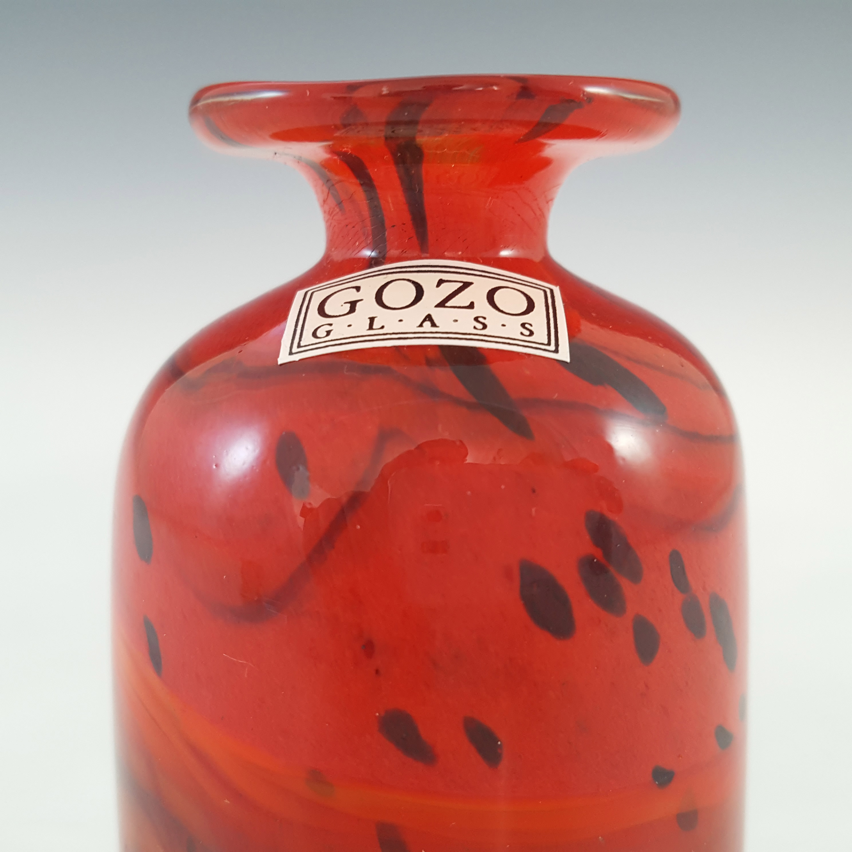 SIGNED Gozo Red & Black Vintage Maltese Glass Vase - Click Image to Close