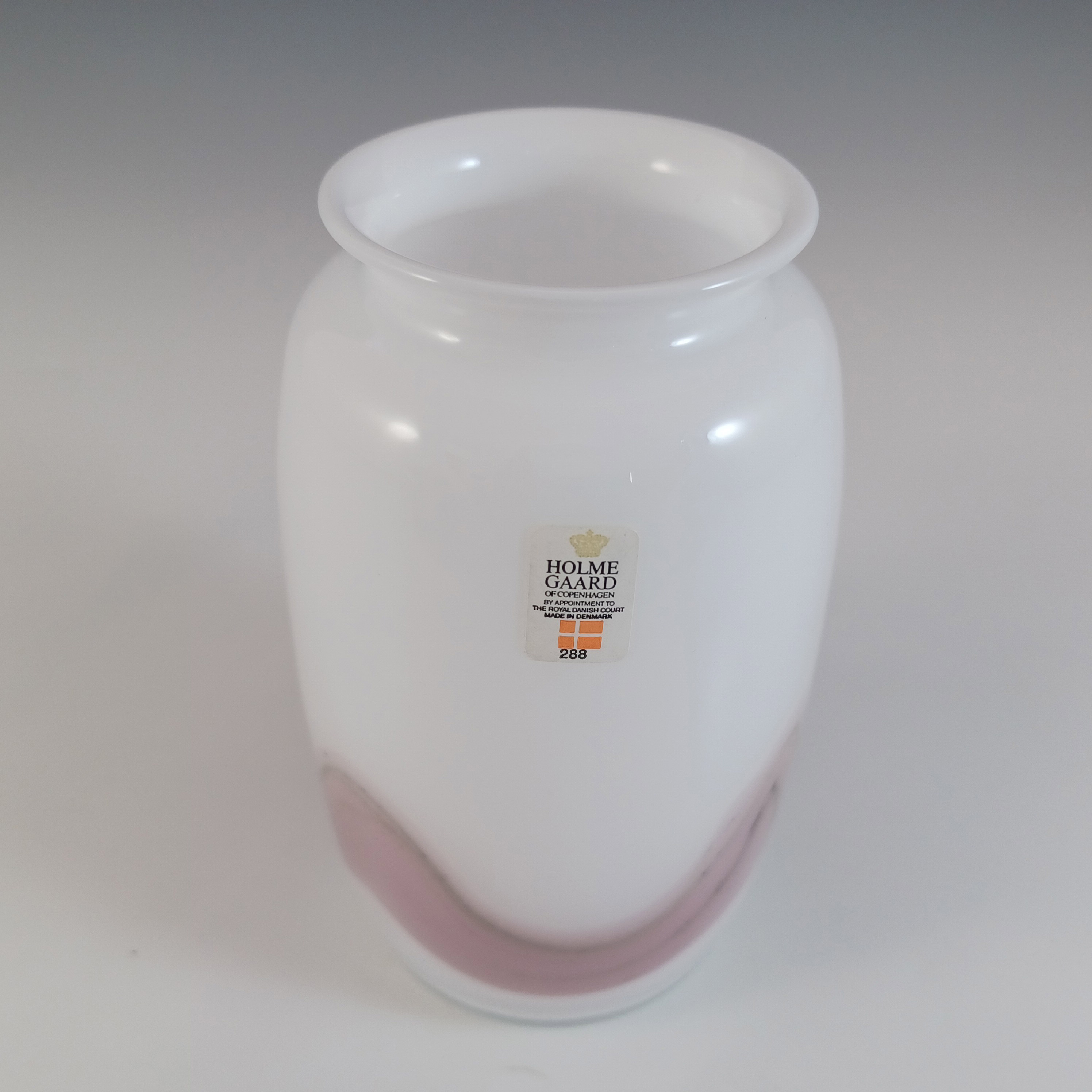 (image for) LABELLED Holmegaard 'Sakura' White Glass Vase by Michael Bang - Click Image to Close