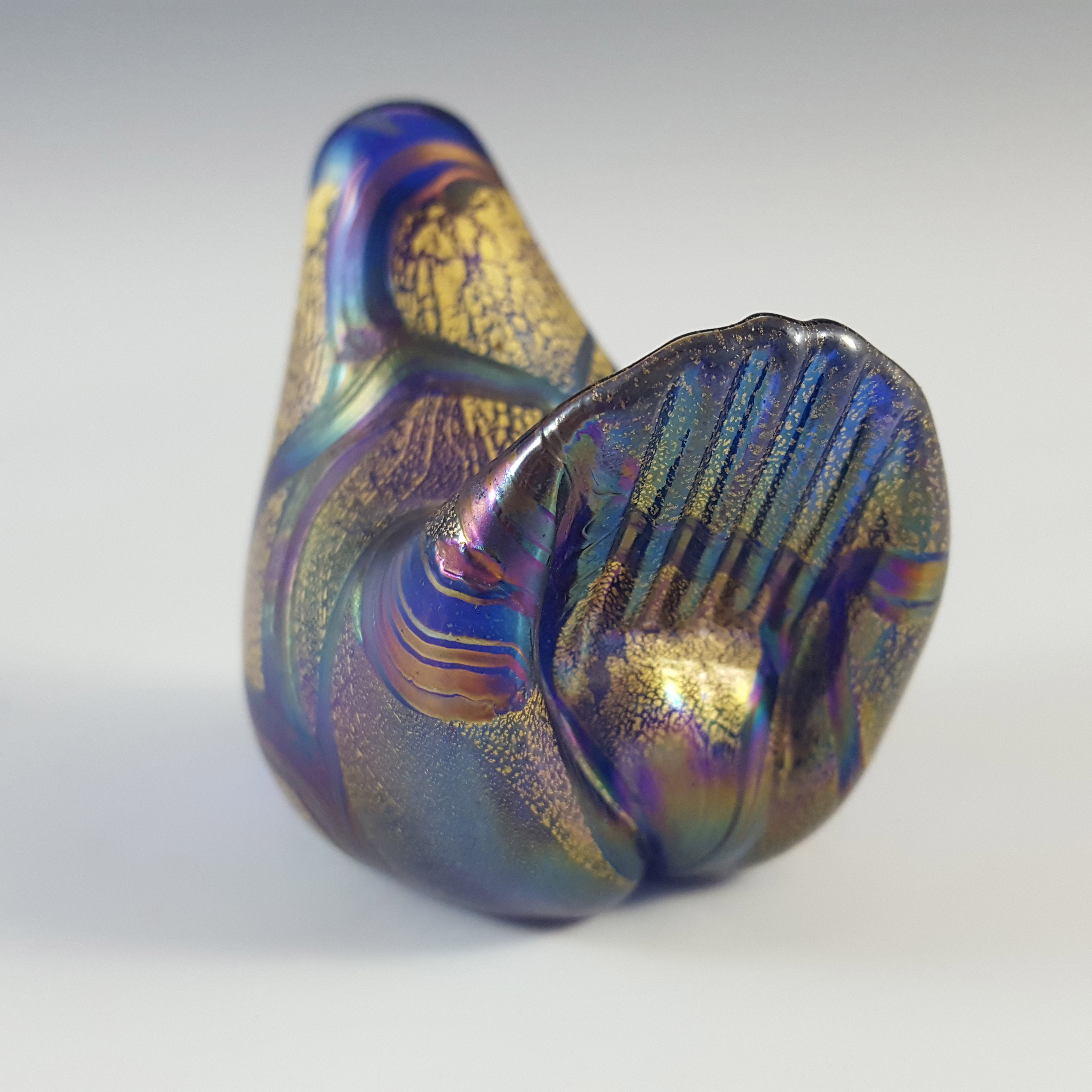 (image for) Isle of Wight Studio 'Golden Peacock Royale' Blue Glass Bird - Click Image to Close
