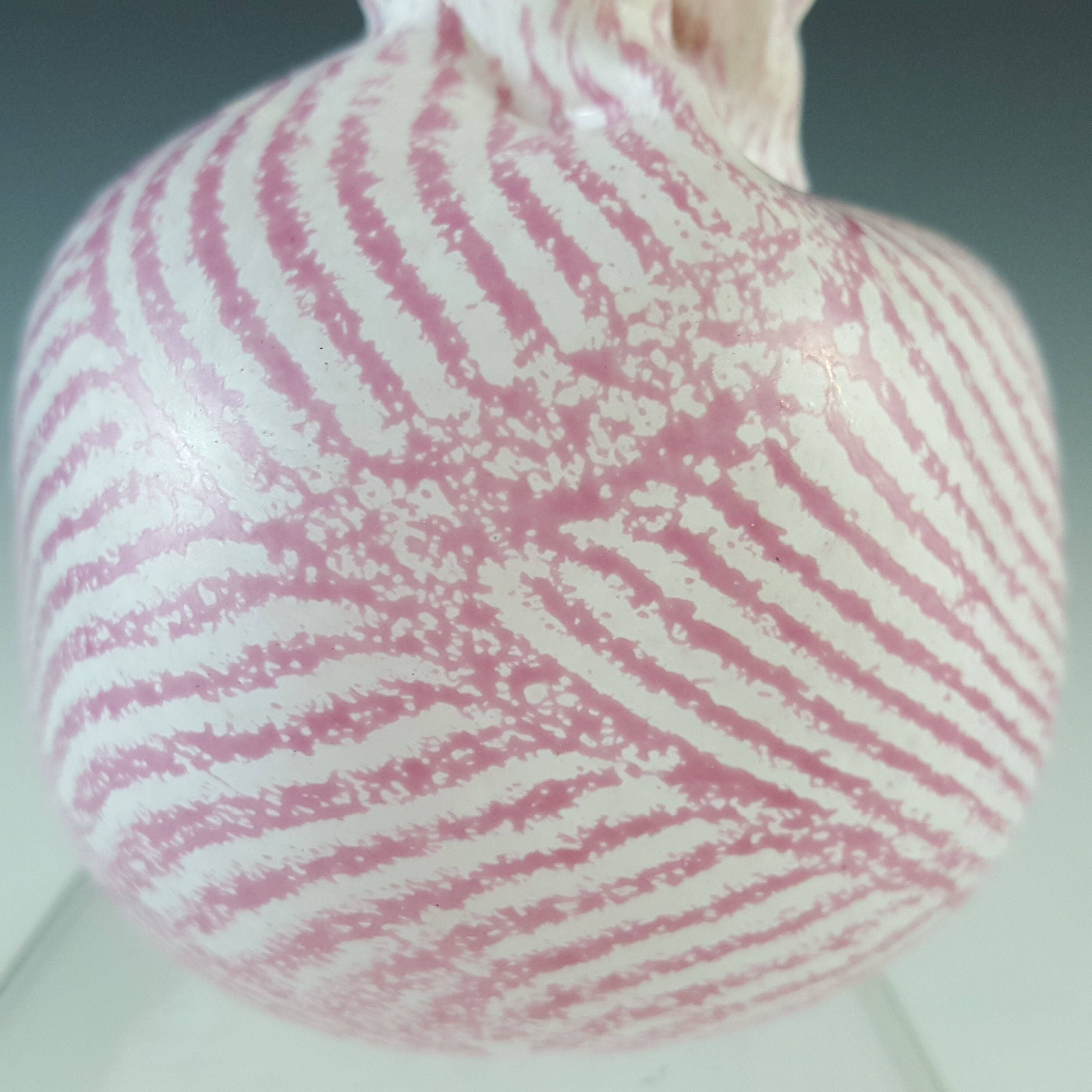 (image for) Isle of Wight Studio / Harris 'Sacks & Bags' Pink Glass Vase - Click Image to Close