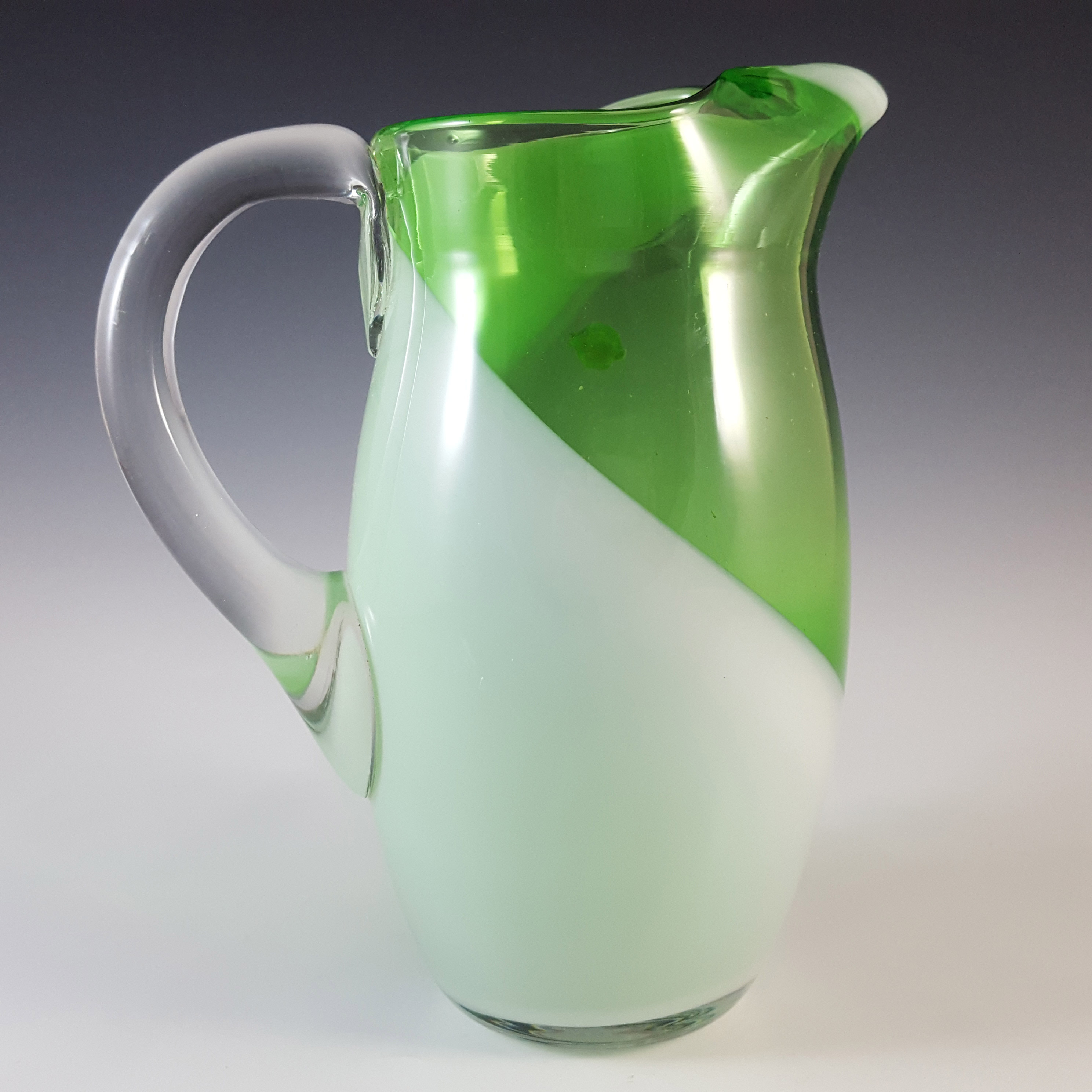 (image for) BOXED & LABELLED Sanyu Japanese Green & White Glass Jug / Pitcher - Click Image to Close