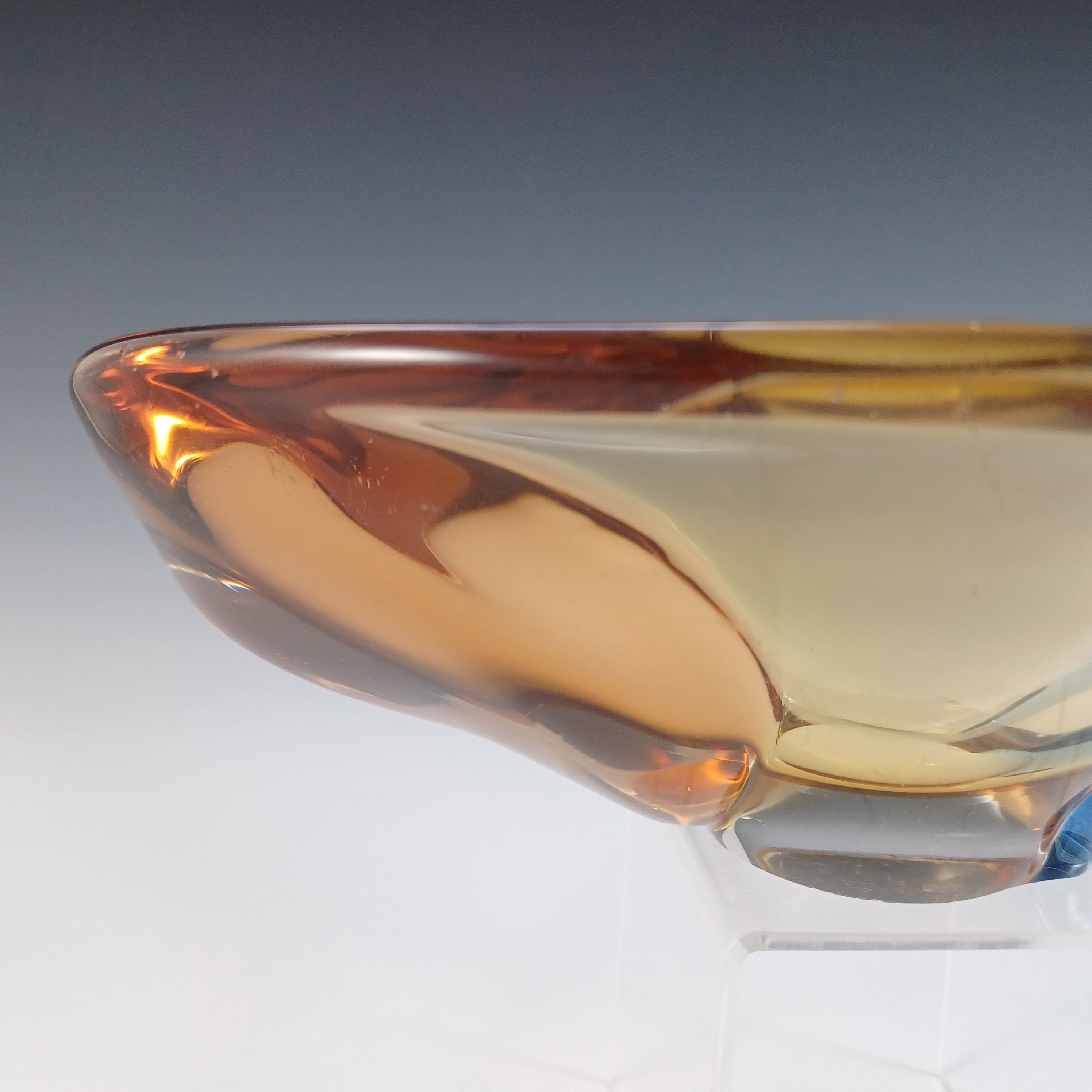 (image for) Mstisov Large Czech Glass Romana Bowl by Hana Machovská - Click Image to Close