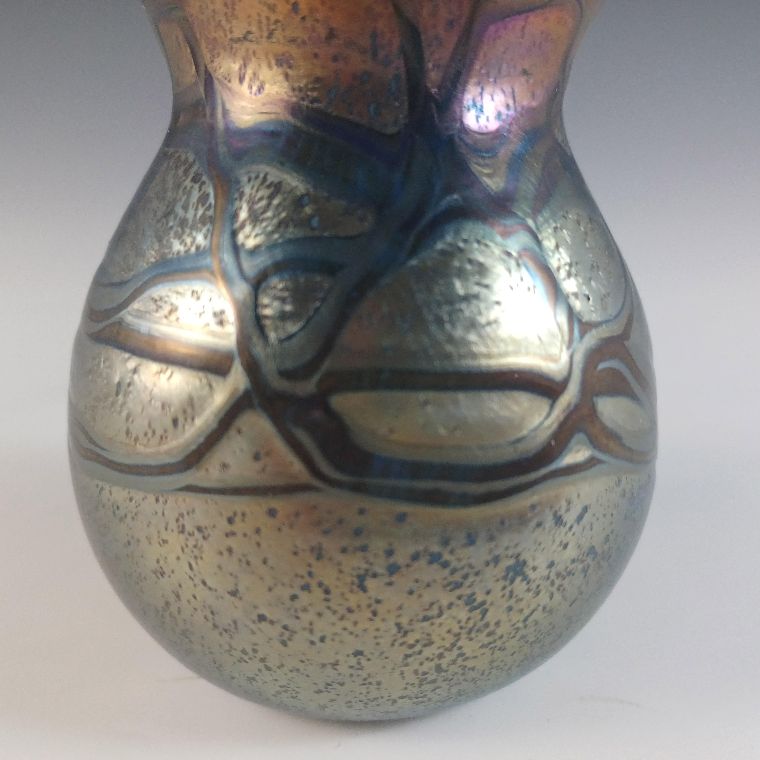 (image for) SIGNED Mtarfa Maltese Iridescent Glass Vintage Vase - Click Image to Close