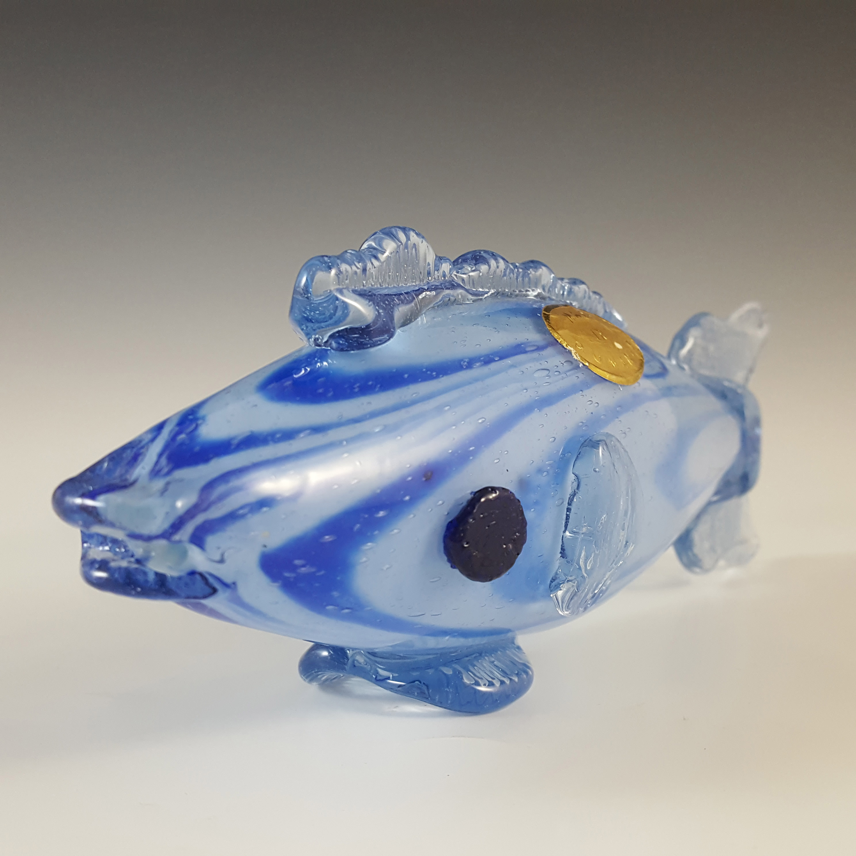 (image for) LABELLED Romanian Retro Blue & White Glass Fish Sculpture - Click Image to Close