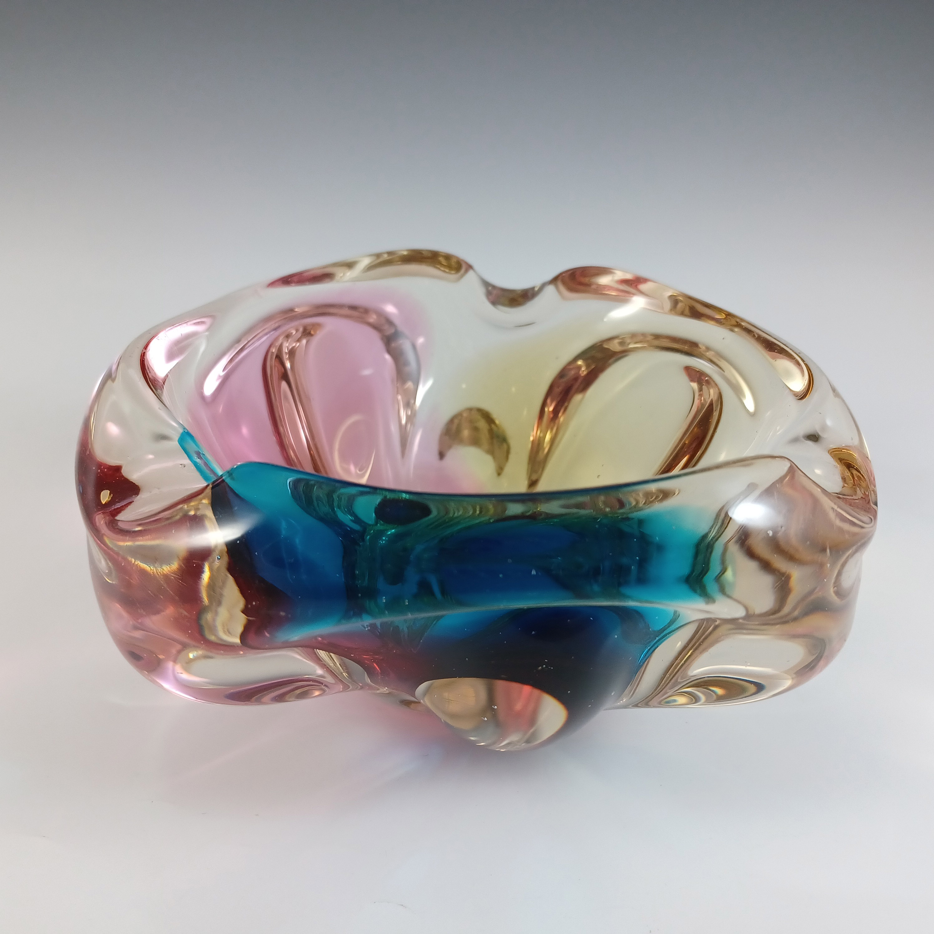 Sanyu Japanese Amber, Pink & Blue Glass "Fantasy" Bowl / Ashtray - Click Image to Close