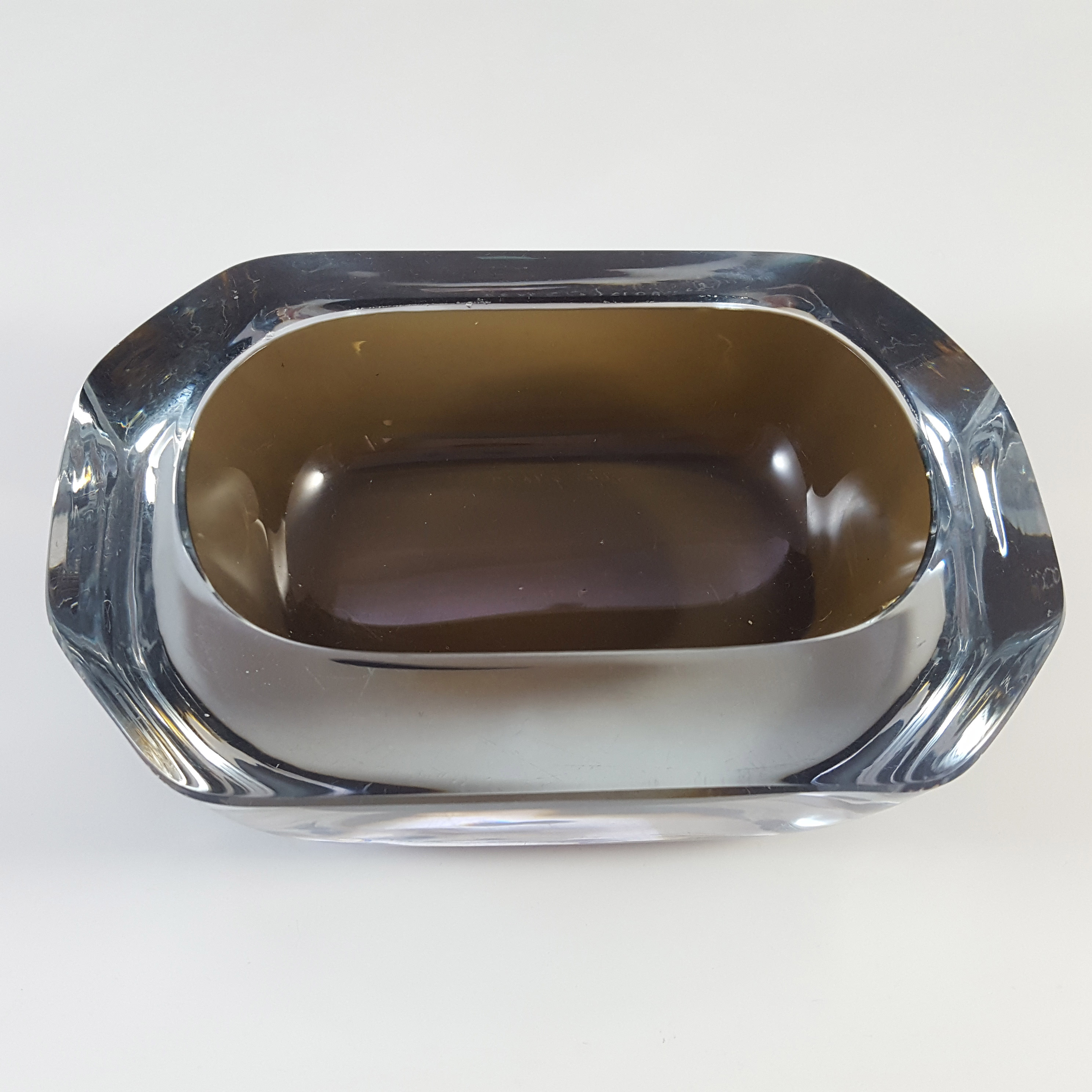 (image for) Strömberg #H93 Swedish Brown Cased Glass Bowl / Ashtray - Signed - Click Image to Close