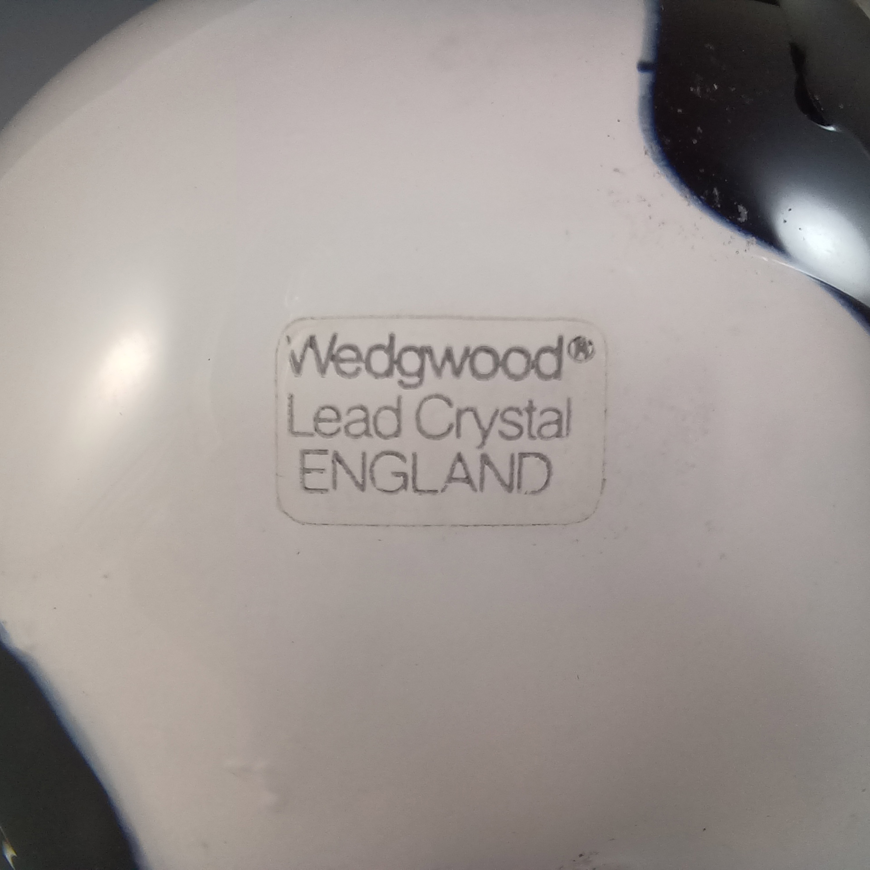 (image for) LABELLED Wedgwood Glass Panda Bear Paperweight SG421 - Click Image to Close