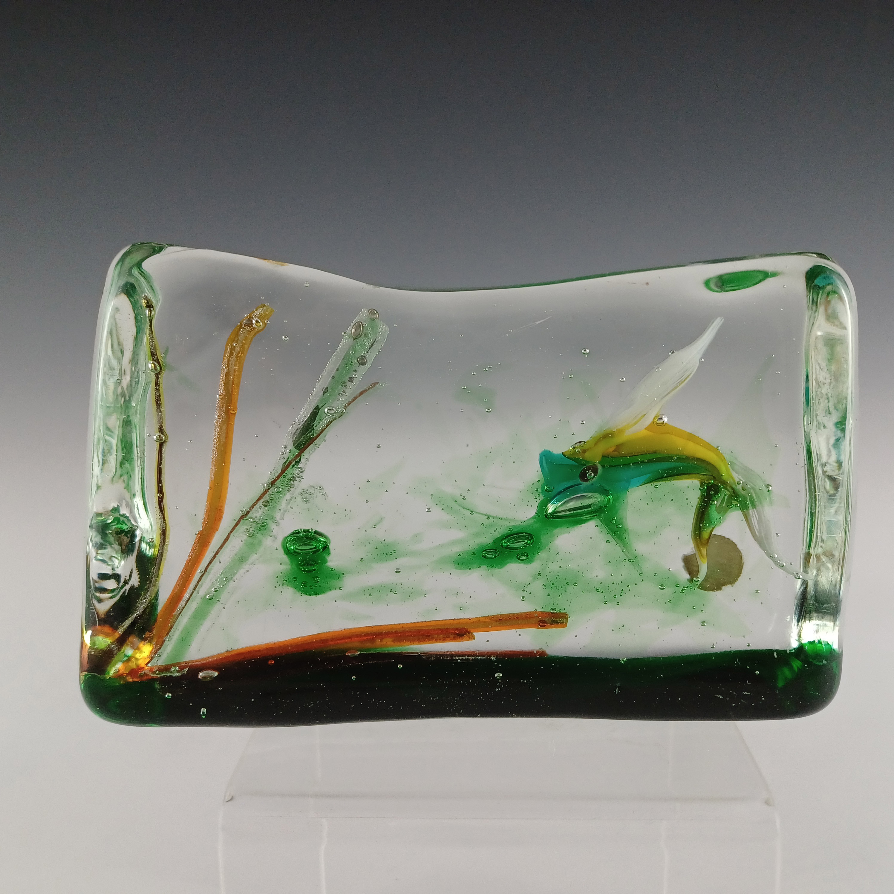 Murano Glass Vintage Fish Aquarium Block Paperweight - Click Image to Close