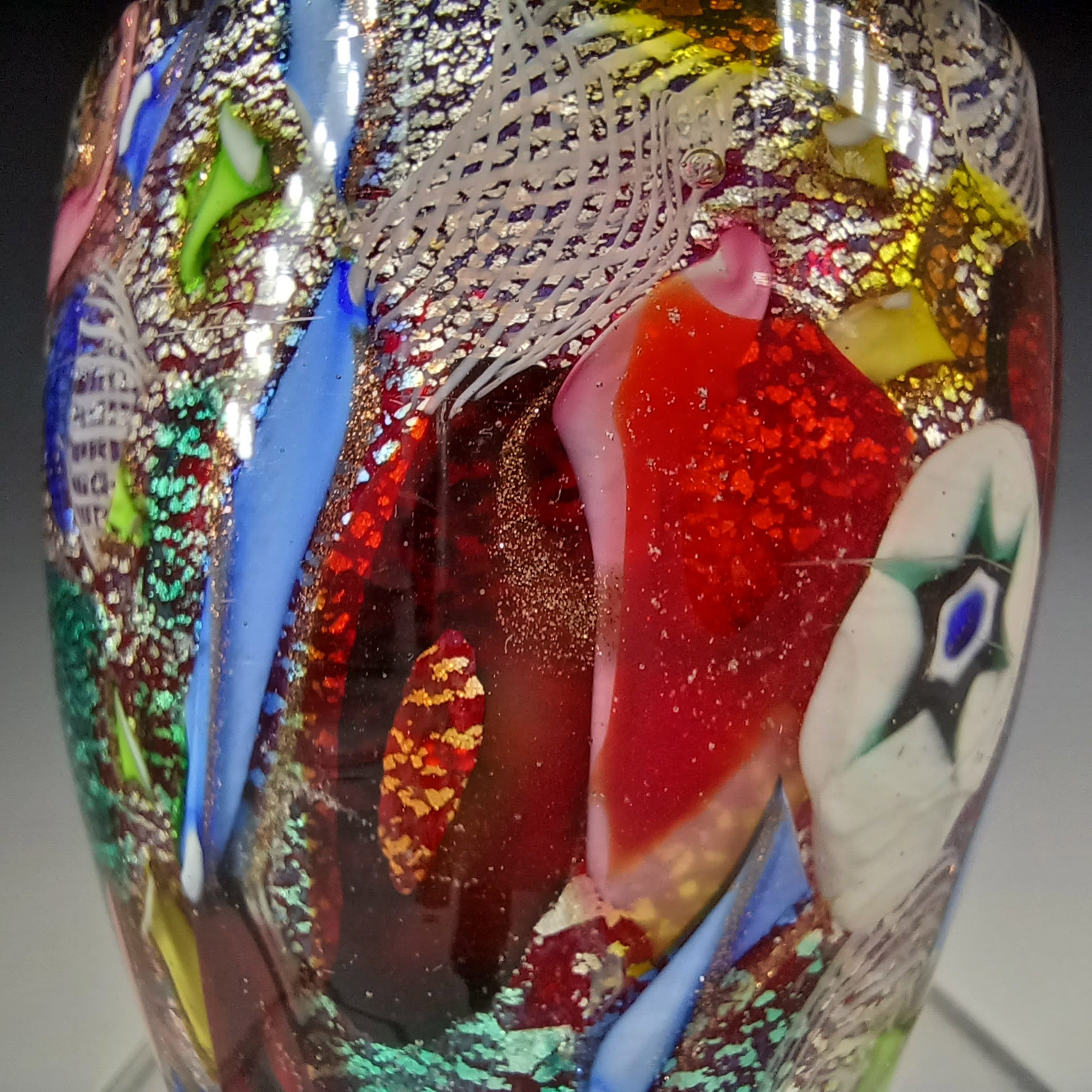 AVEM Murano Zanfirico Bizantino / Tutti Frutti Red Glass Miniature Vase - Click Image to Close