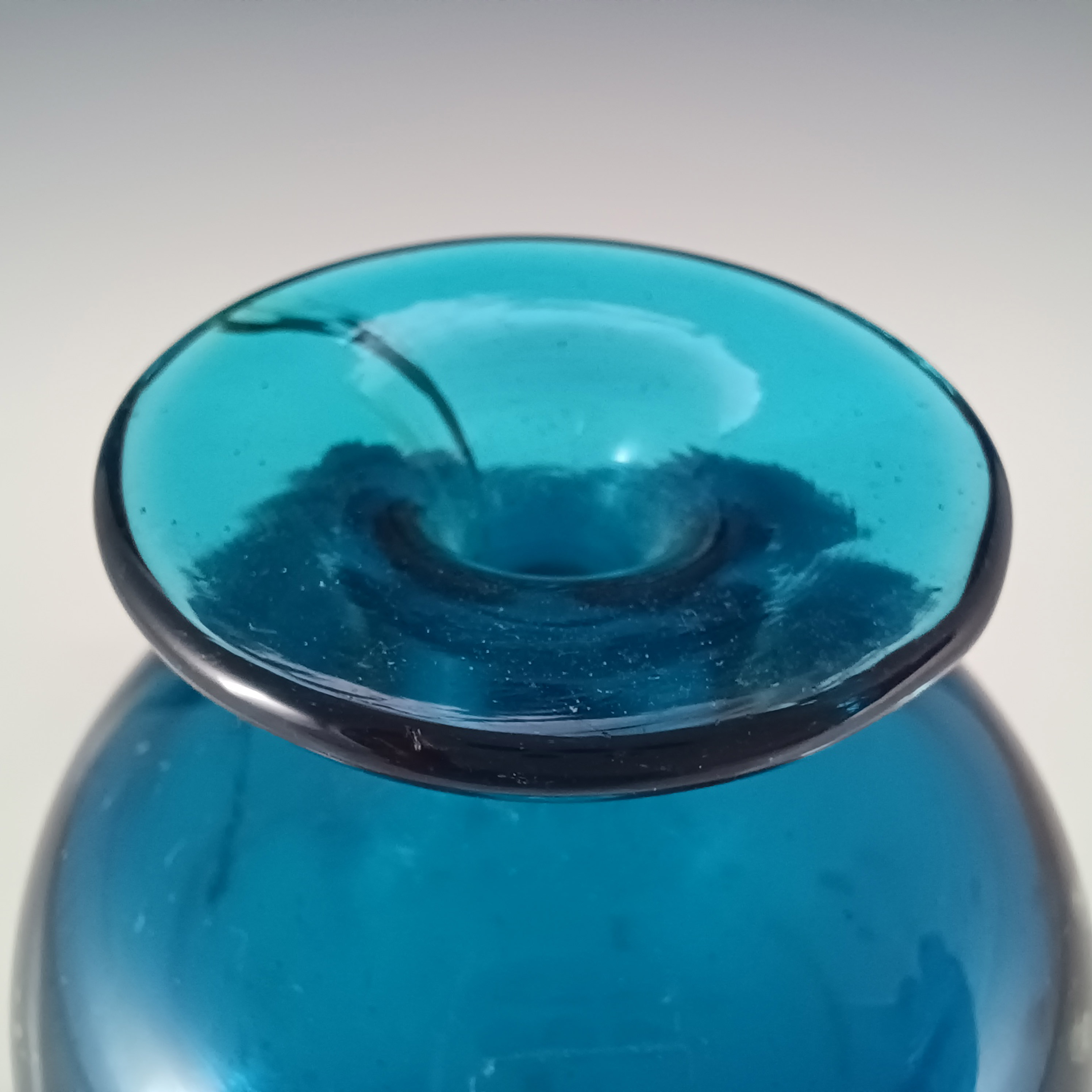 SIGNED & LABELLED Mdina 'Blue Summer' Blue & Yellow Glass Vase - Click Image to Close
