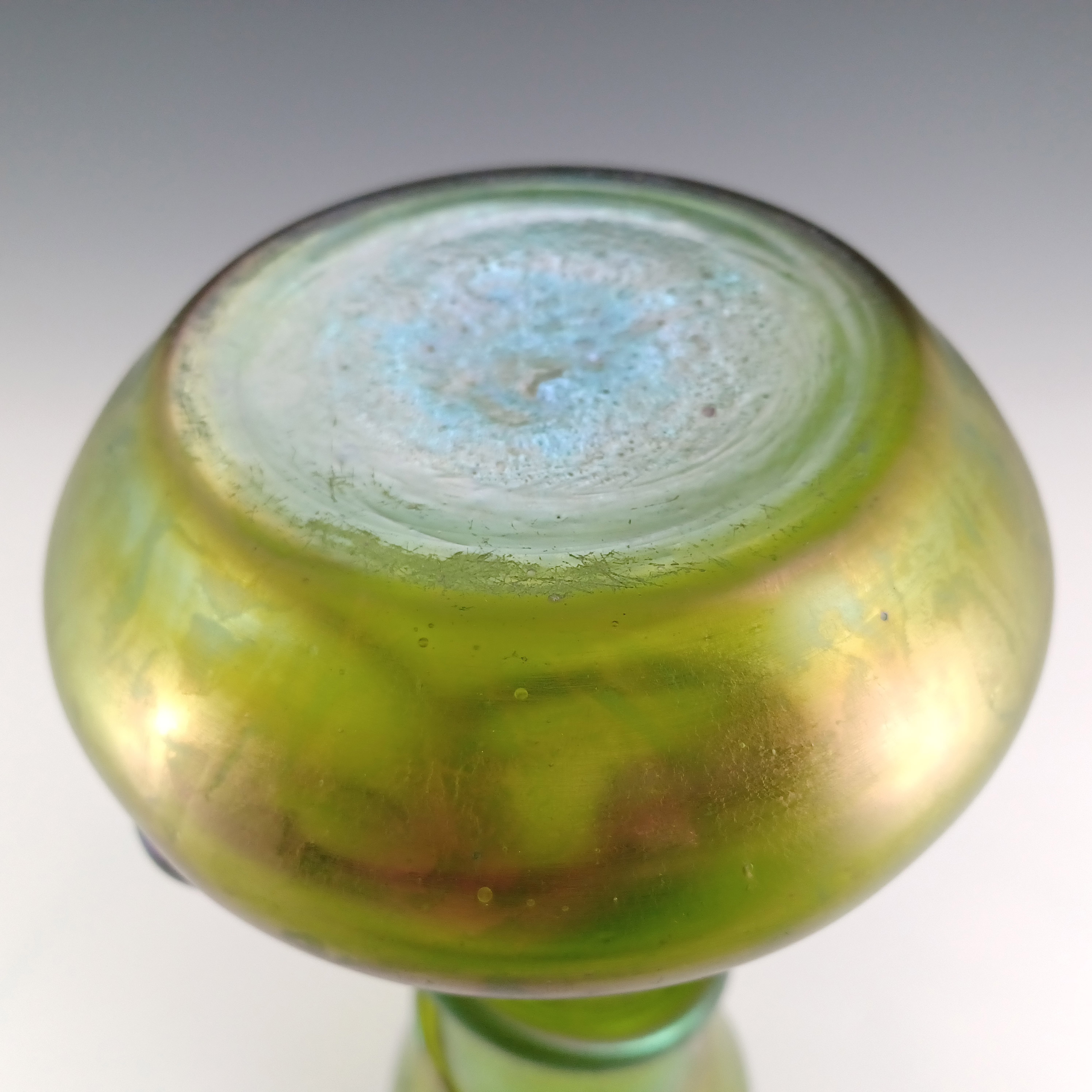 Rindskopf Art Nouveau Antique Green Glass Snake Trail Vase - Click Image to Close