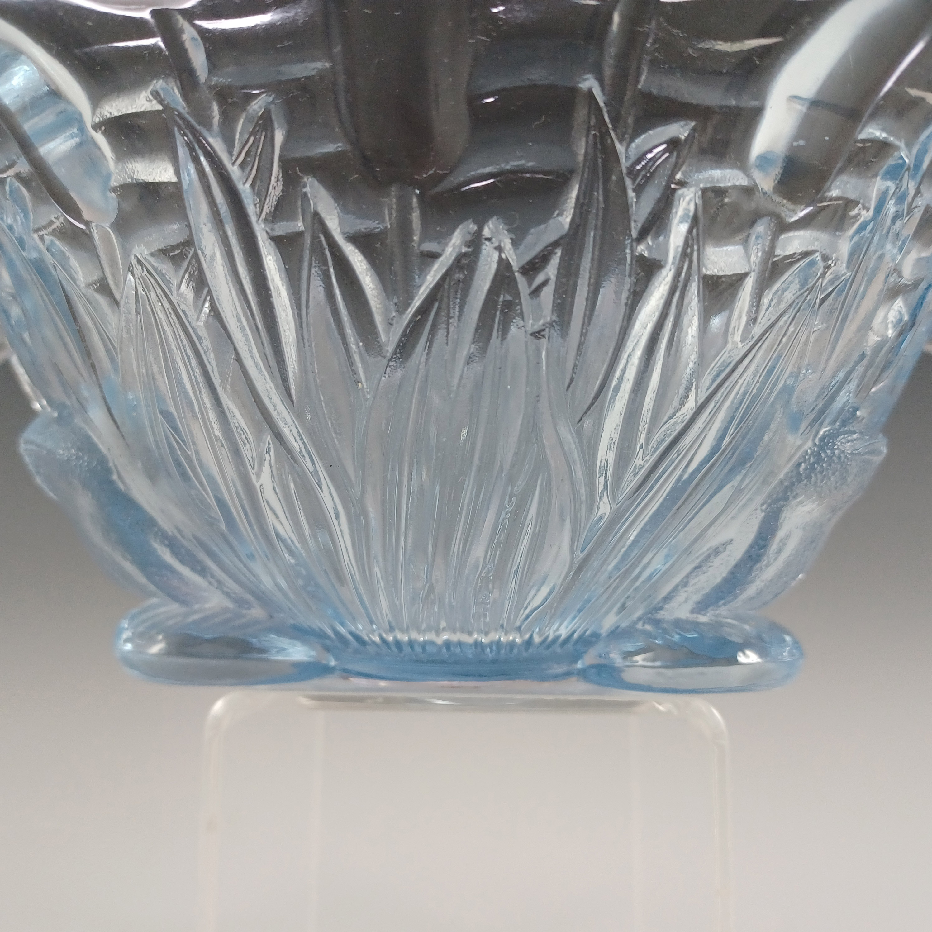 Sowerby Art Deco 1930s Blue Glass Frog & Bullrush Bowl - Click Image to Close