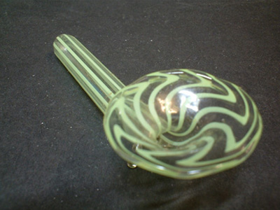 (image for) Lauscha German Green Striped Lampworked Glass Knife Rest - Click Image to Close