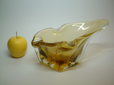 (image for) Harrachov Czech 1950s Amber Glass Sculpture Bowl #5/3576 - Click Image to Close