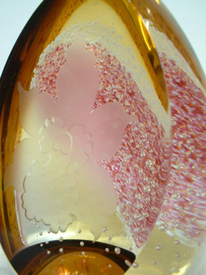 Caithness Pink & Amber Glass Paperweight/Paper Weight - Click Image to Close