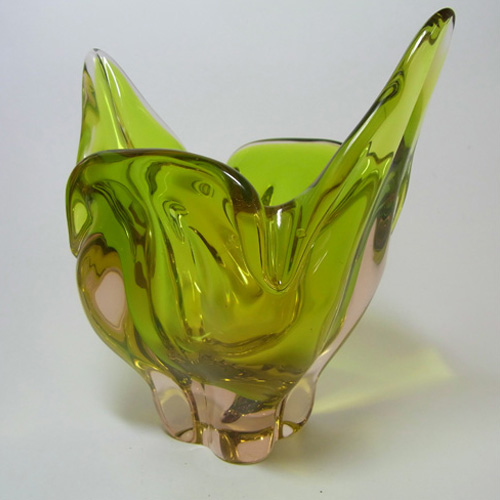 (image for) Chřibská #296/4/19 Czech Green & Pink Glass Vase - Click Image to Close