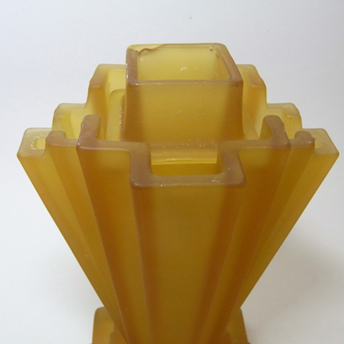 Bagley #334 Art Deco 8" Frosted Amber Glass 'Grantham' Vase - Click Image to Close